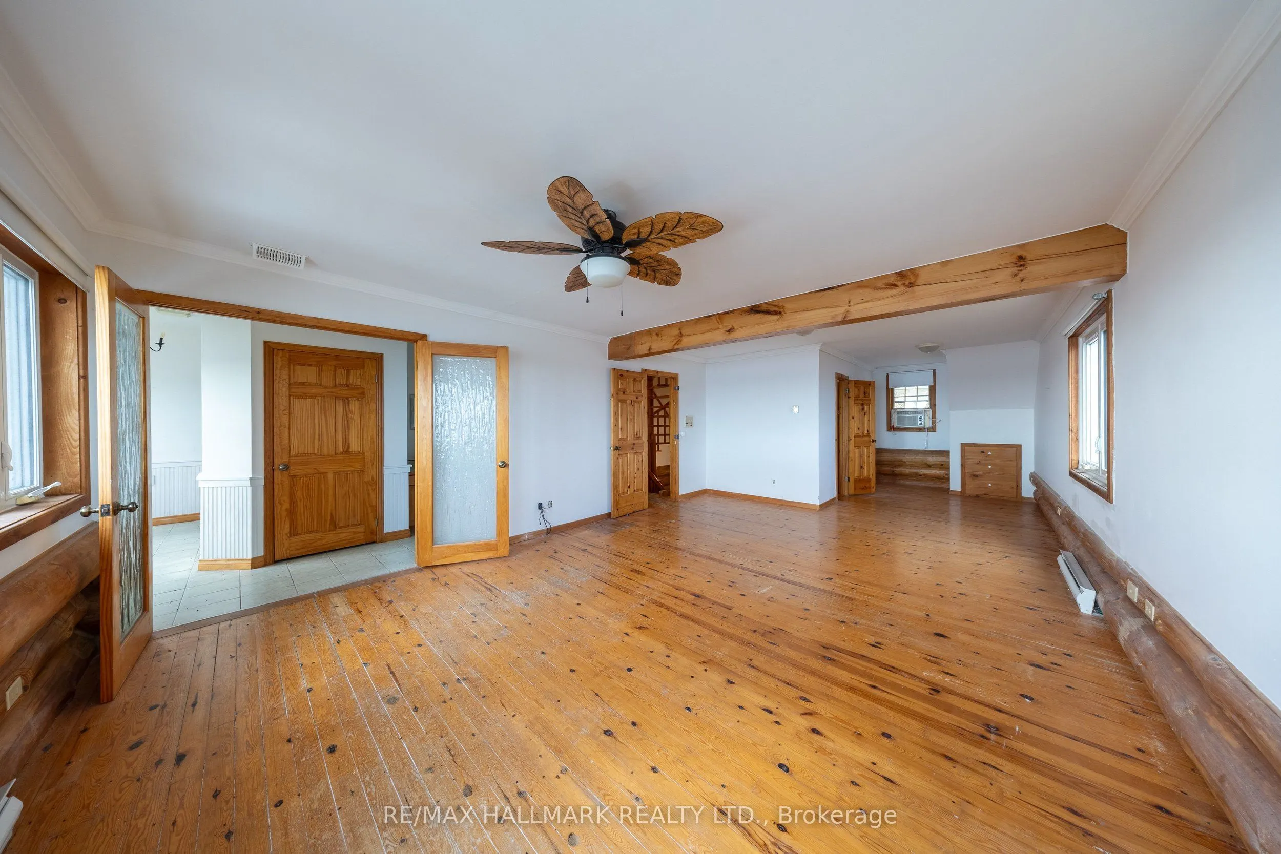 3741 Lakeshore Road E