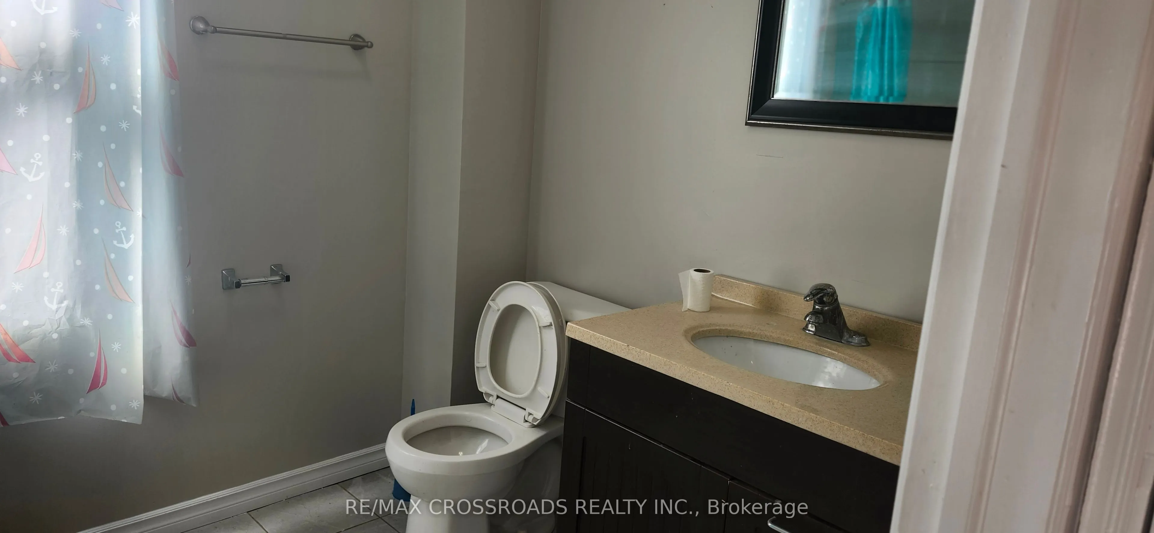 220 Mcnaughton Avenue #Front unit-Main floor