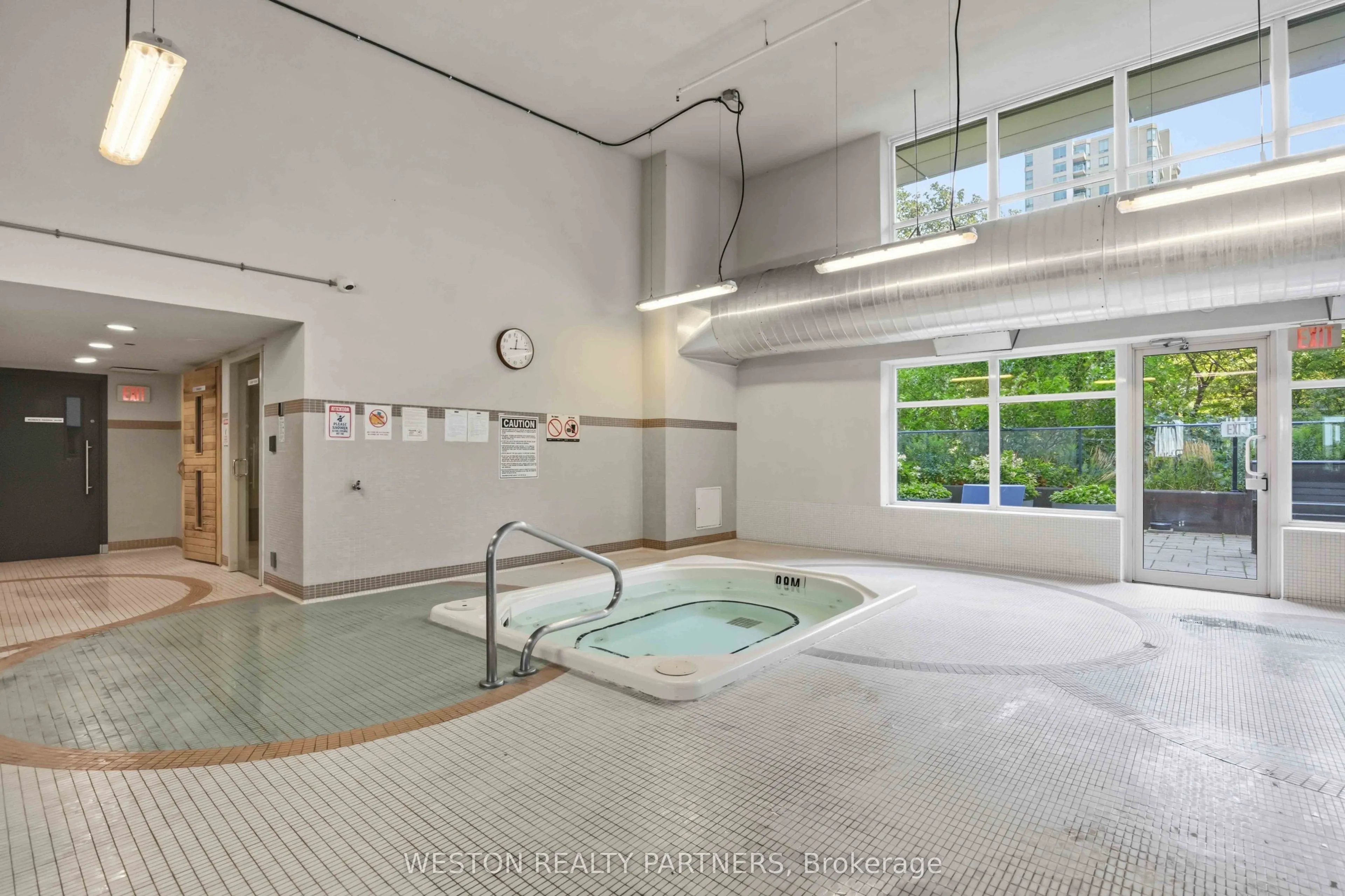 190 Borough Drive #1006