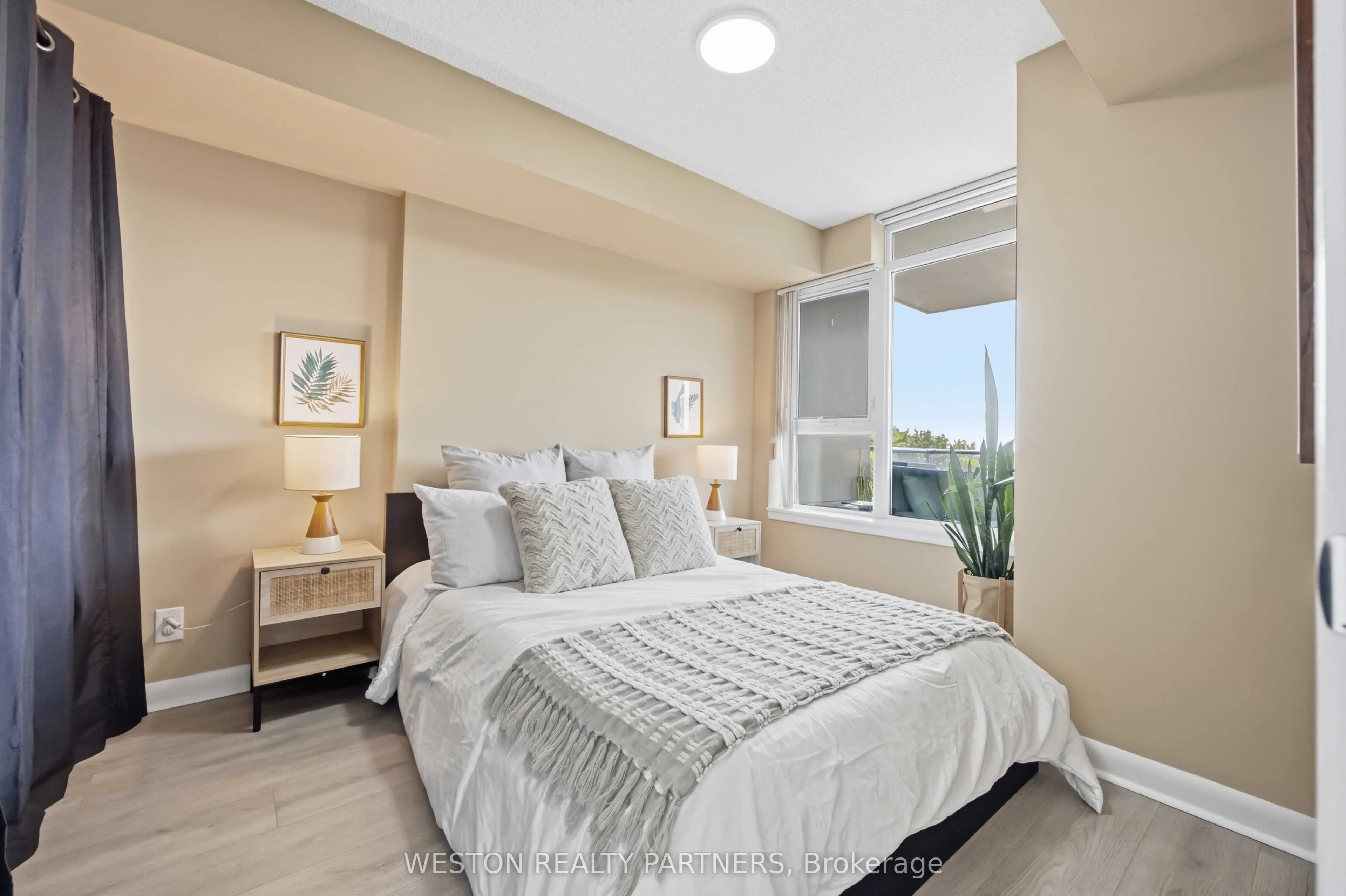 190 Borough Drive #1006