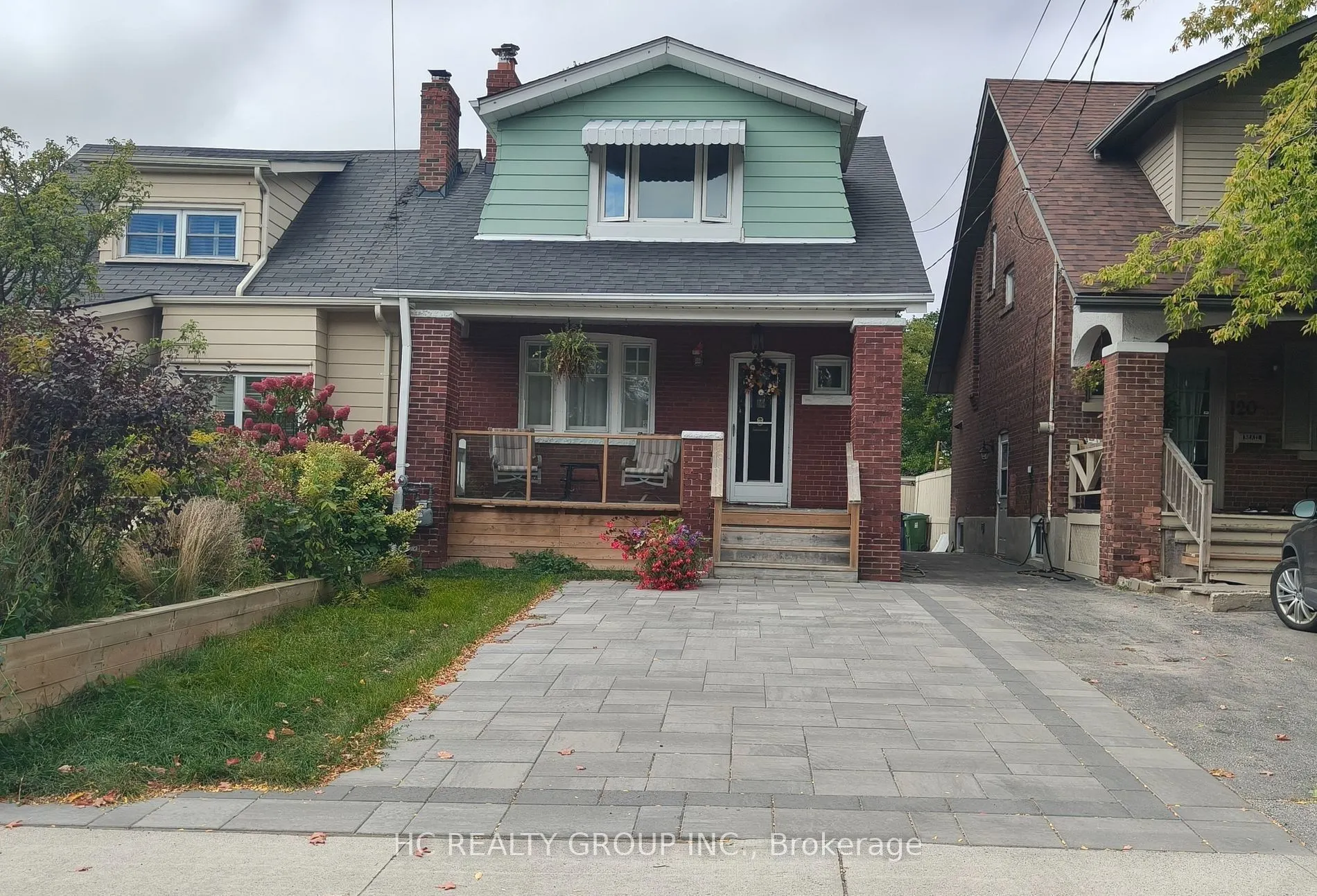 118 Courcelette Road