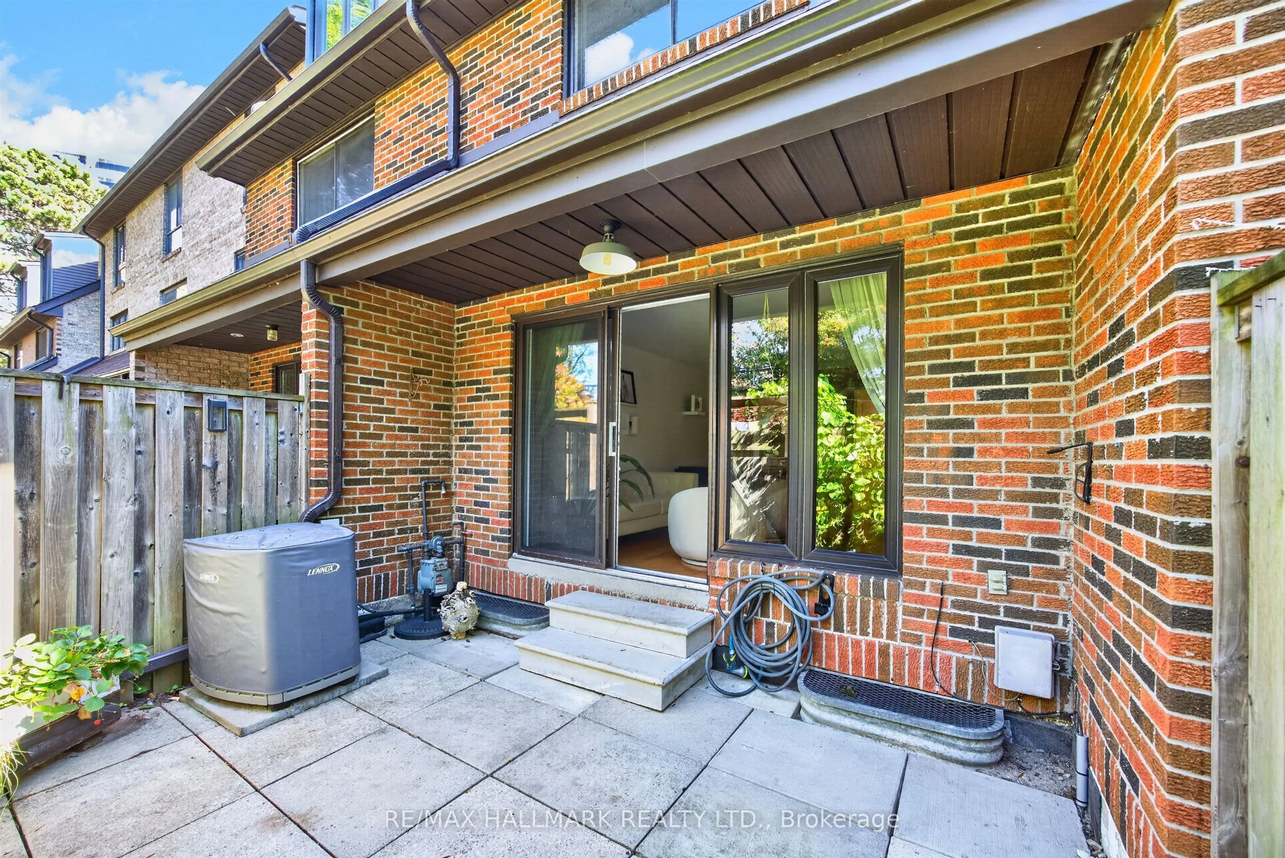 30 Livingston Road #15