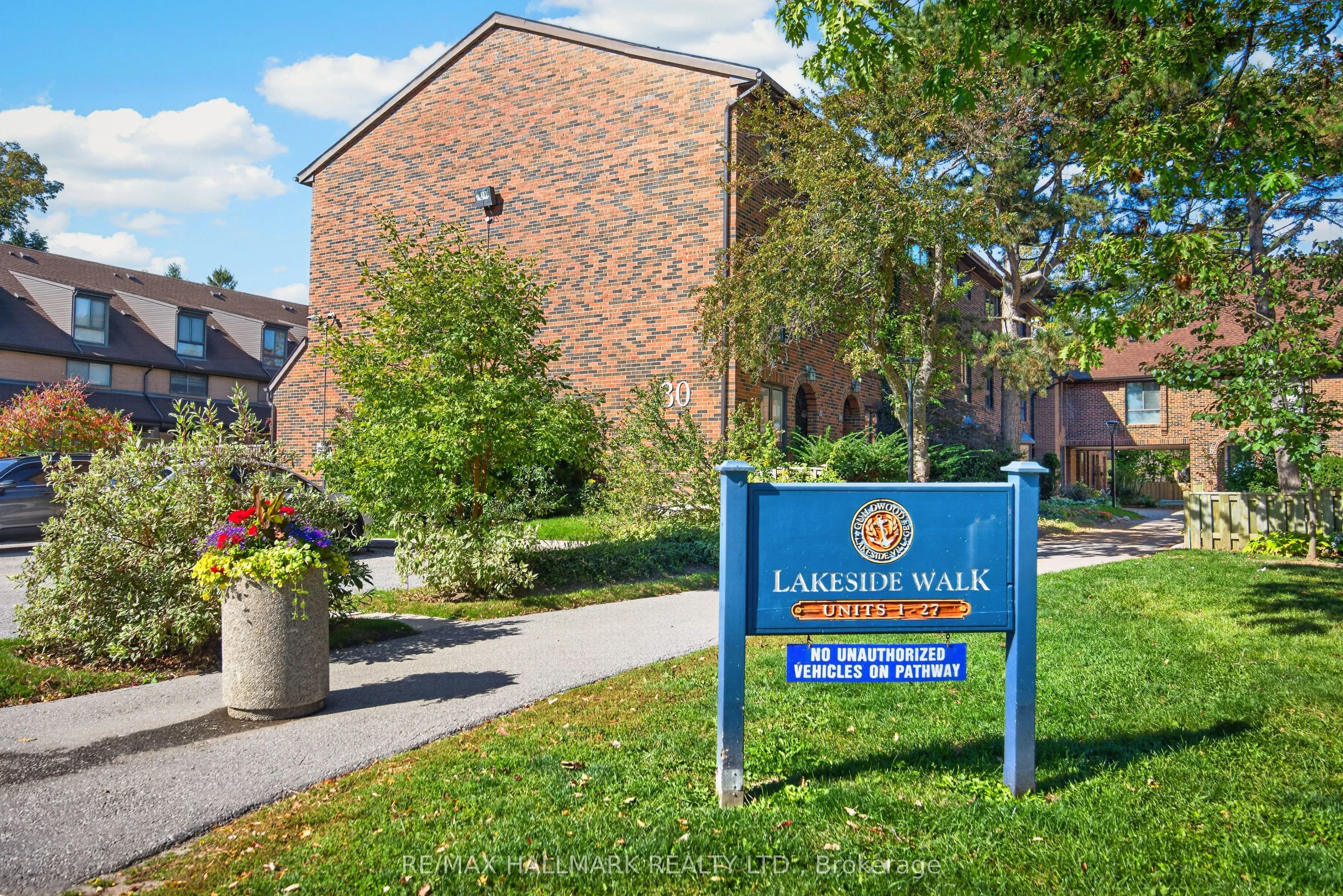 30 Livingston Road #15