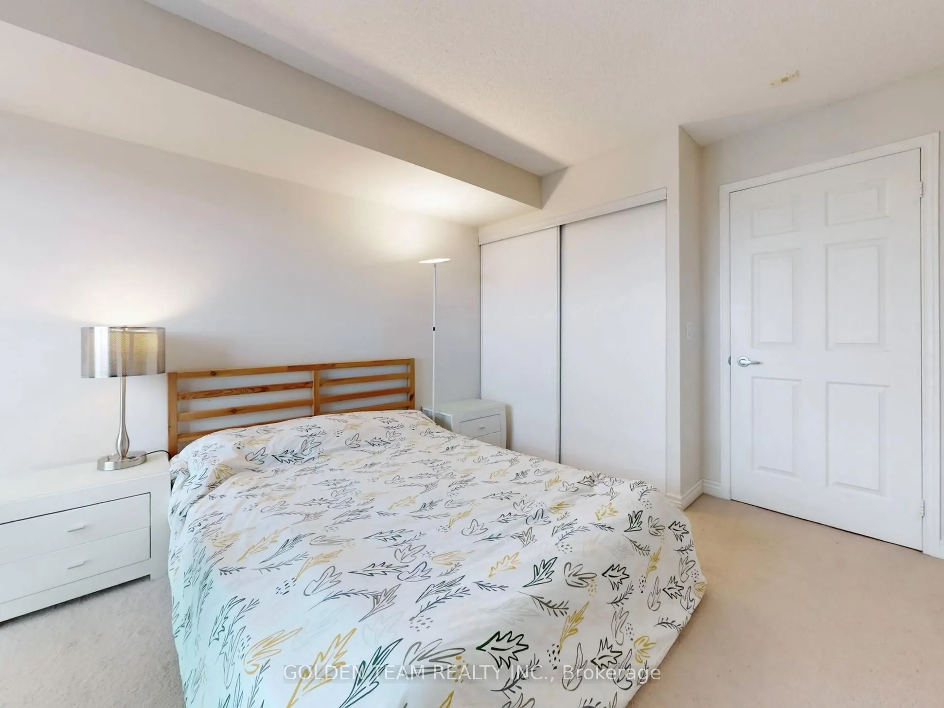 60 Fairfax Crescent #531