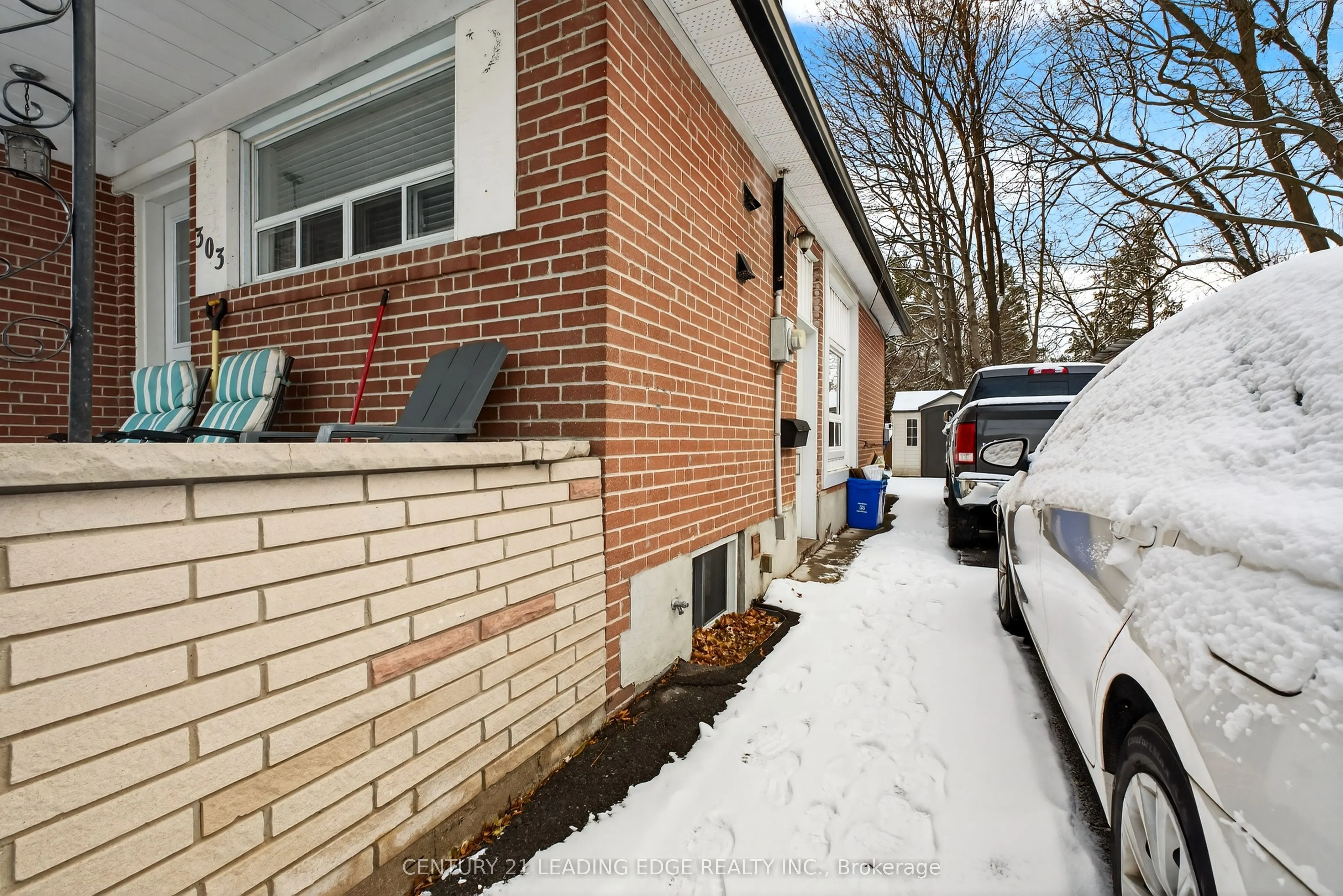 303 Rossland Road W #Basement