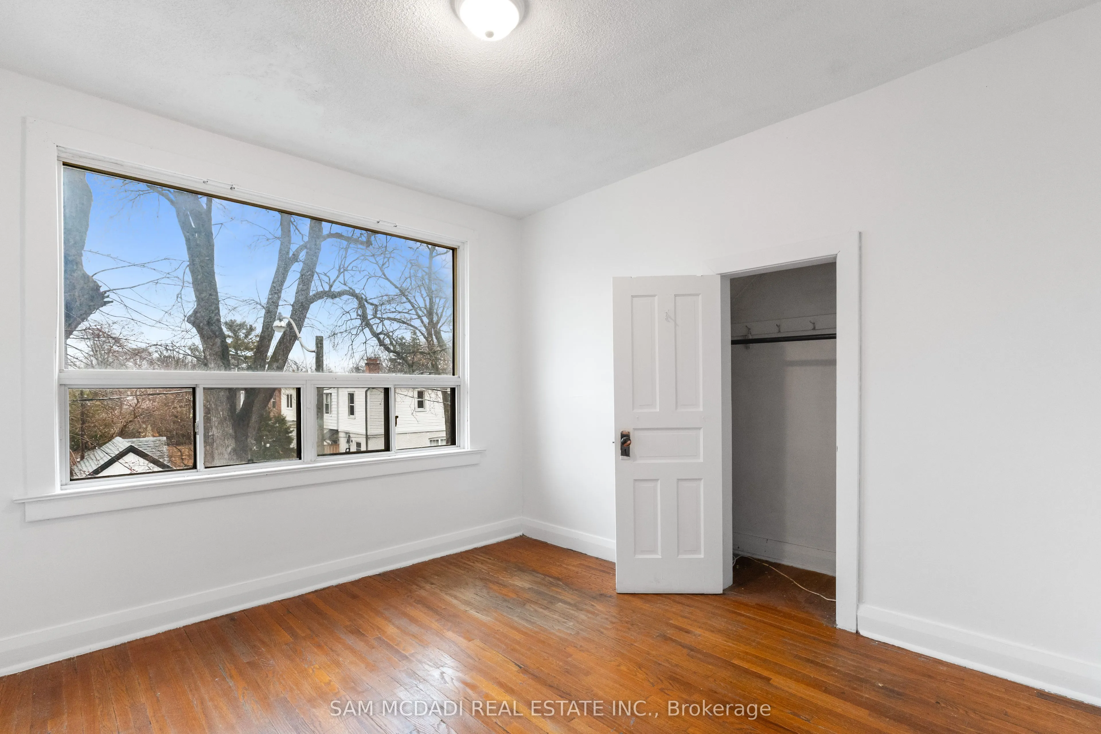259 Milverton Boulevard