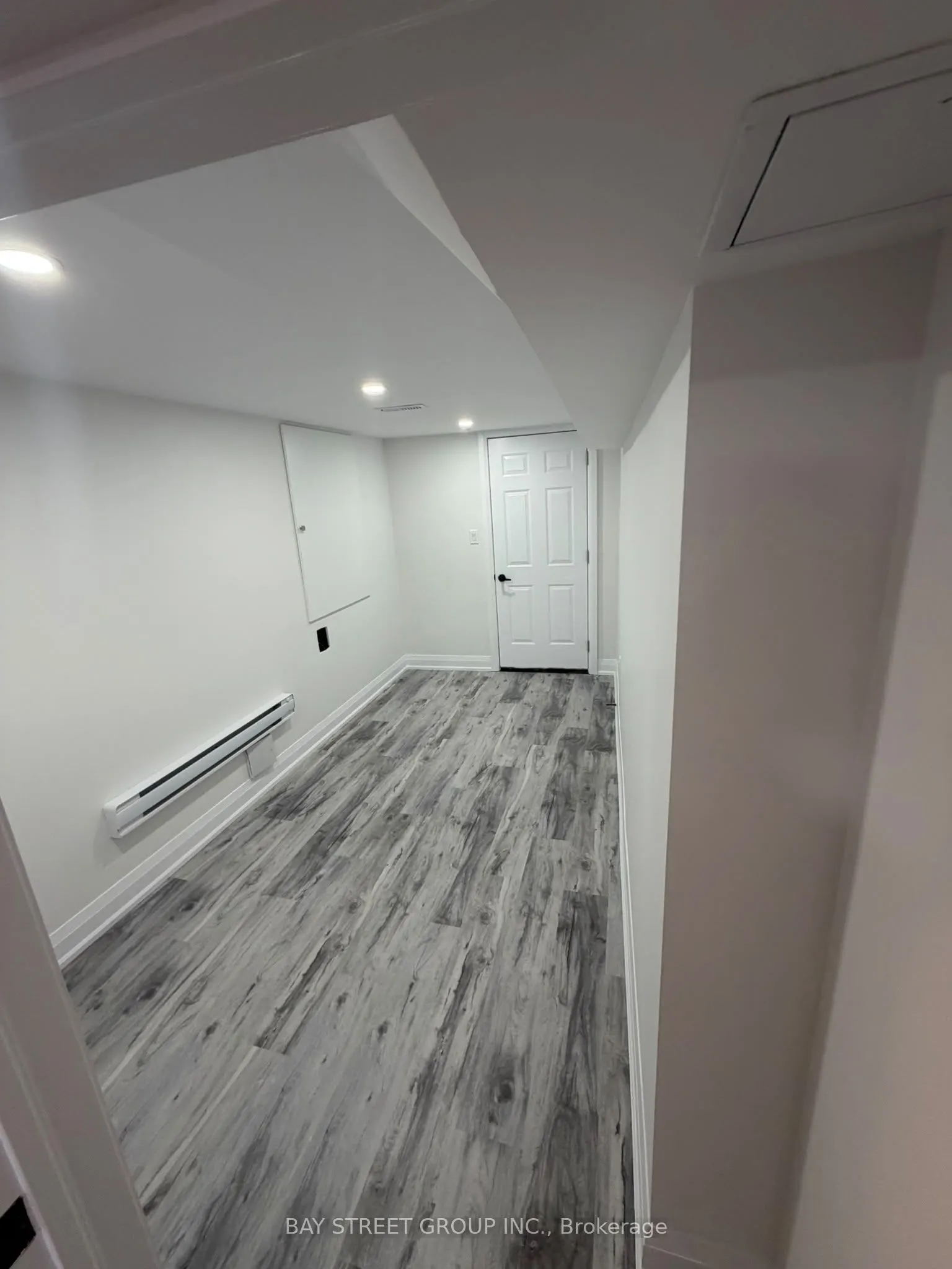 2918 Scotch Pine Lane #BASEMENT APPARTMENT