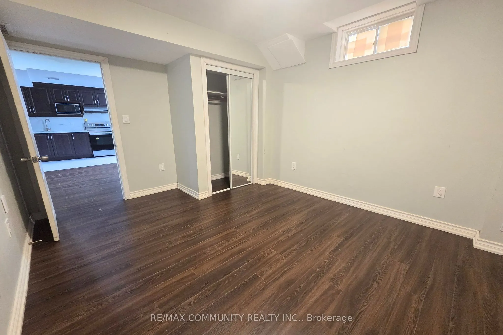 34 Gillingham Street #Basement