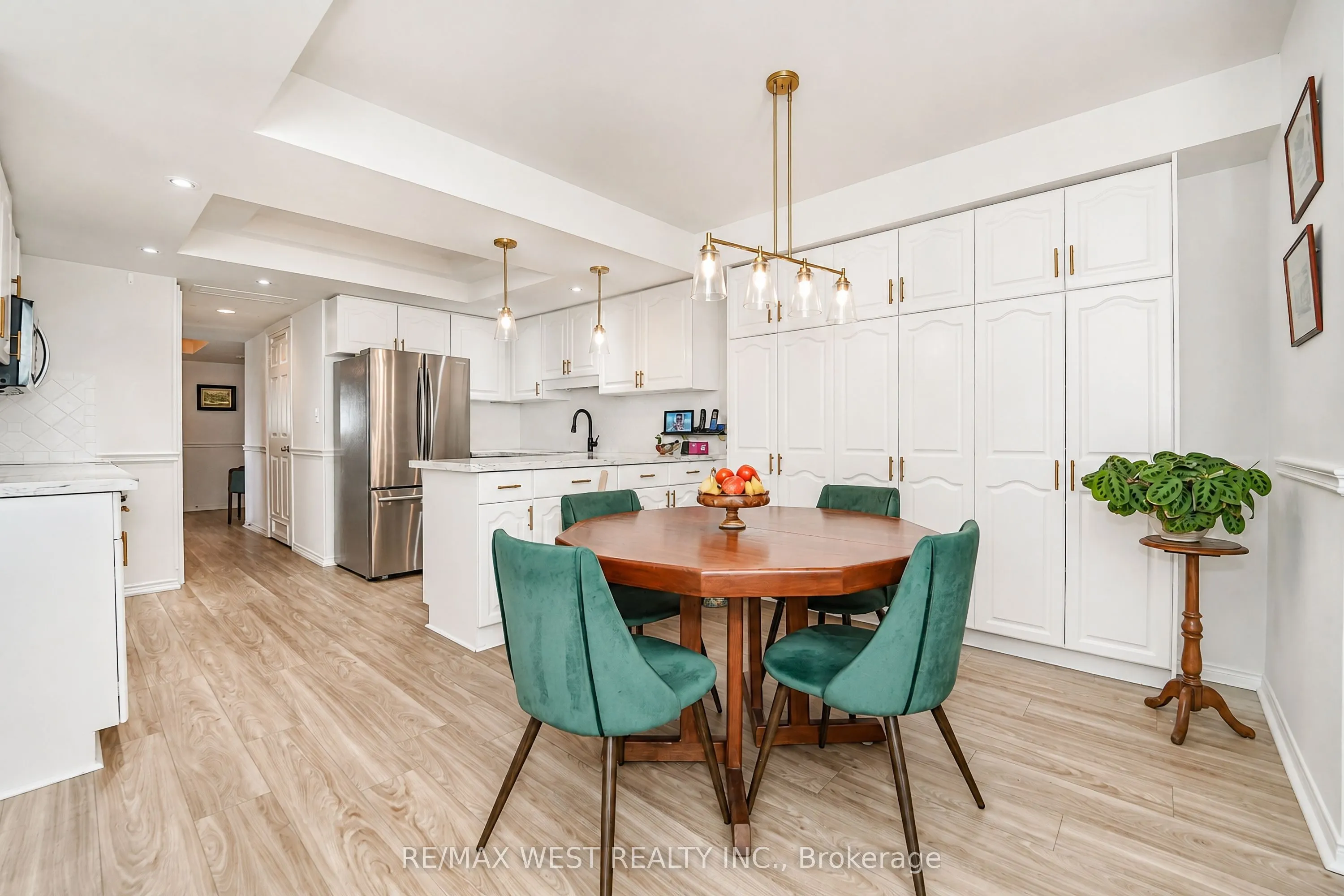 700 Wilson Road N #305