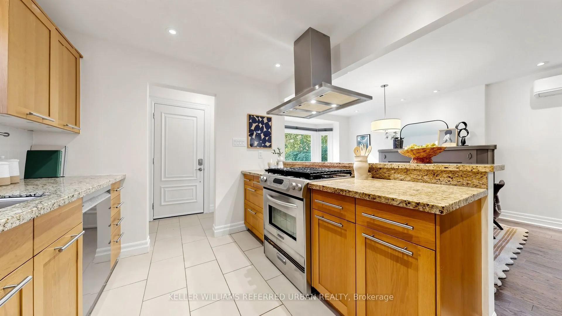 11 Crestland Avenue