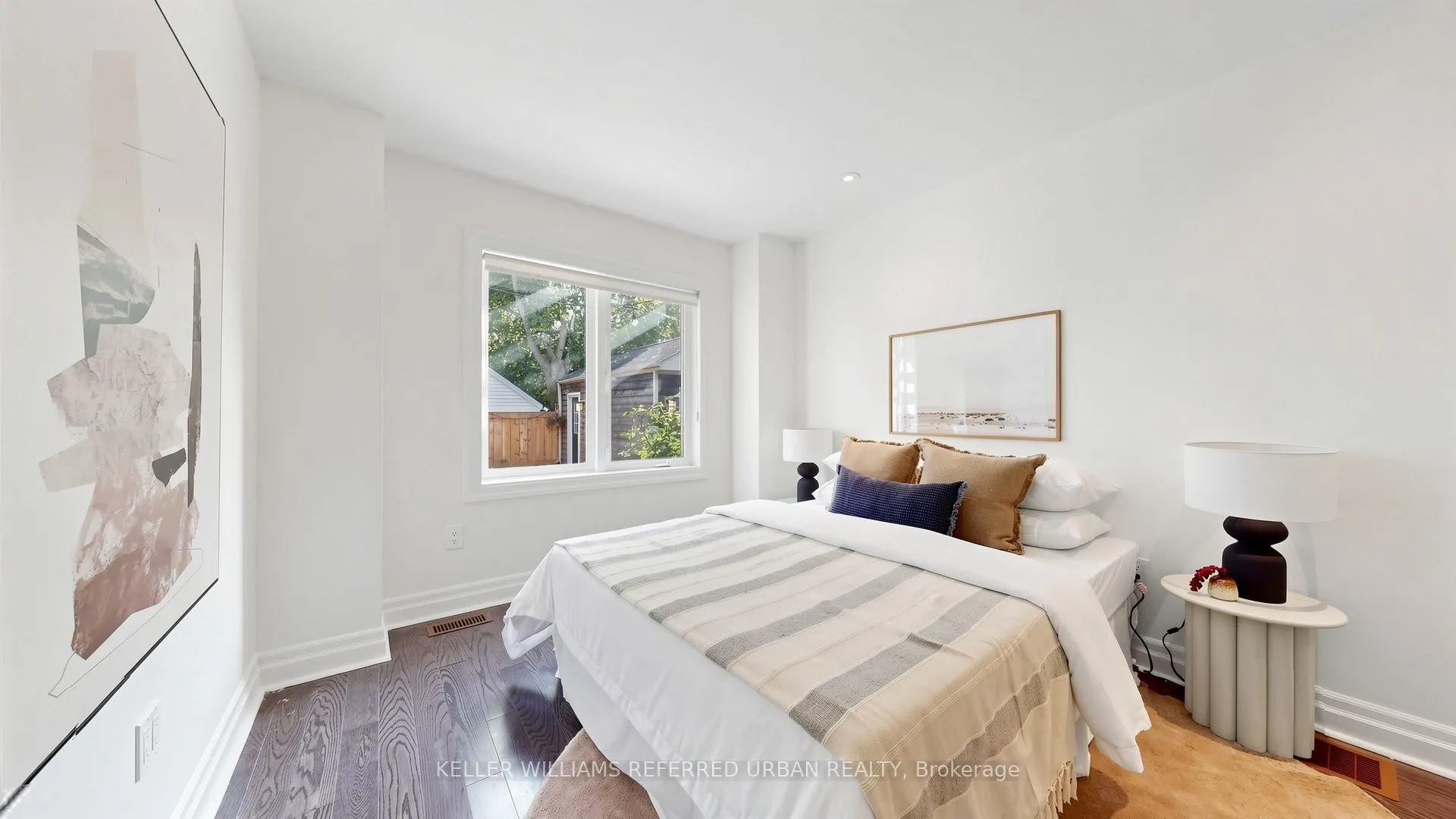 11 Crestland Avenue