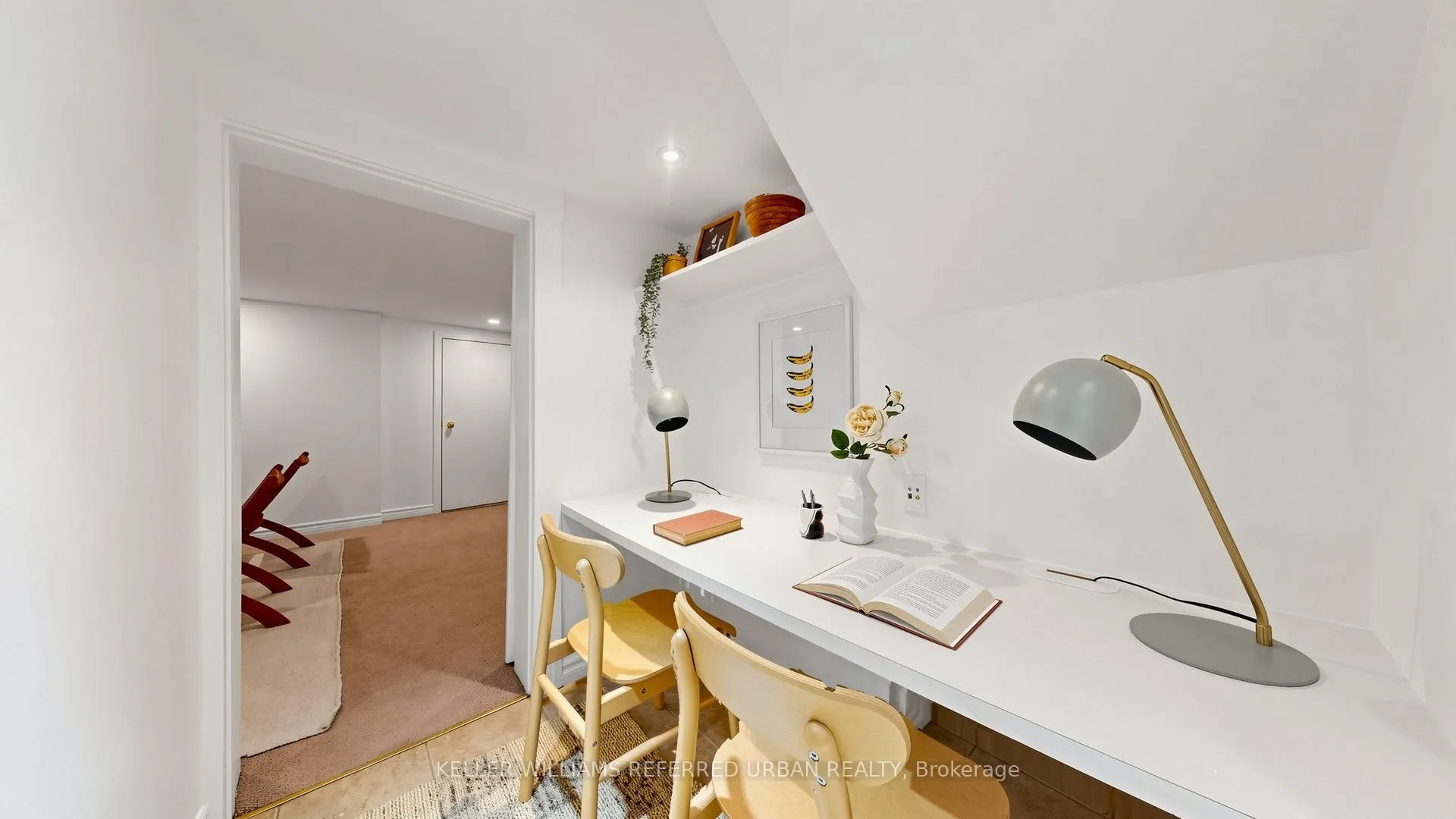 11 Crestland Avenue