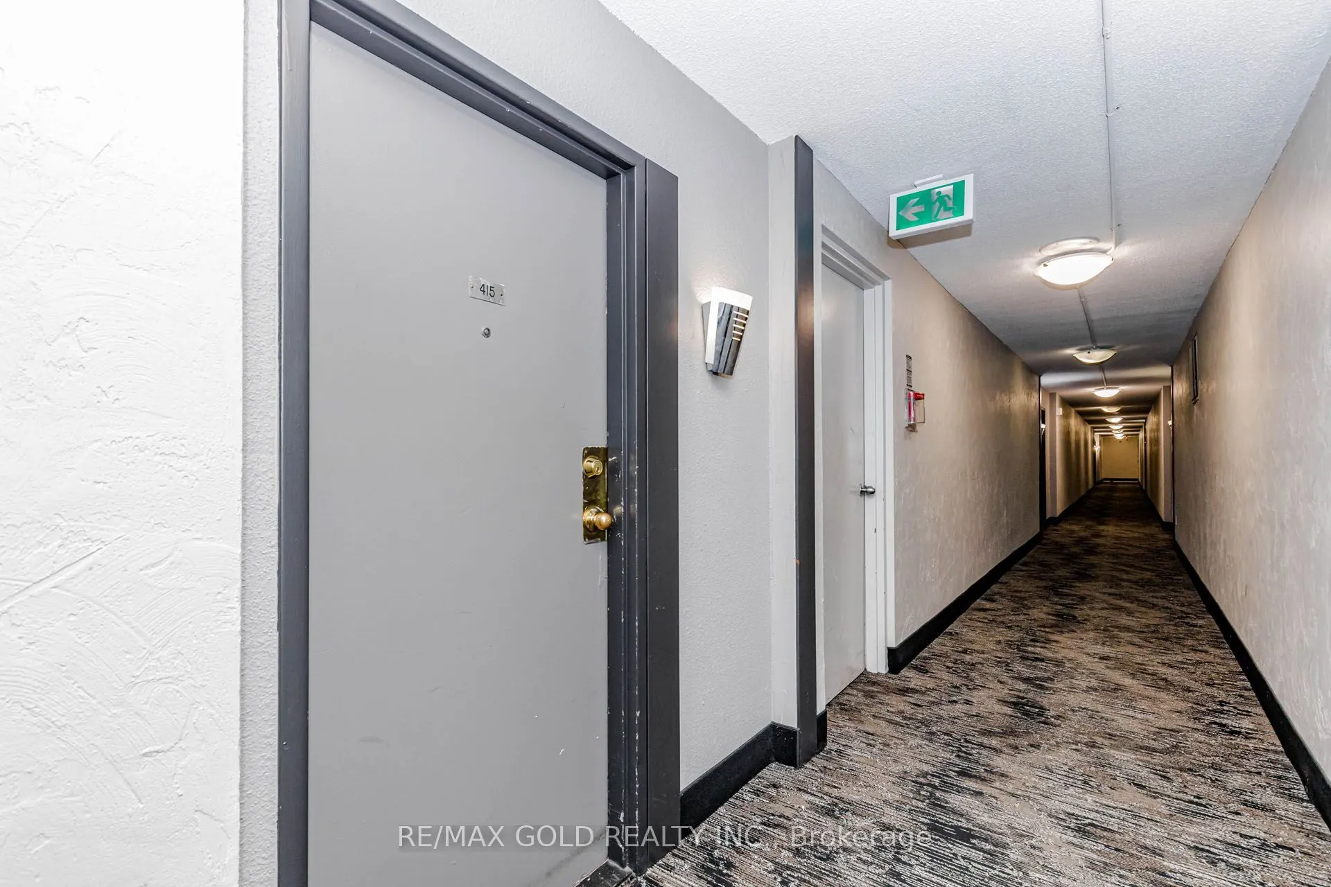 100 Wingarden Court #415