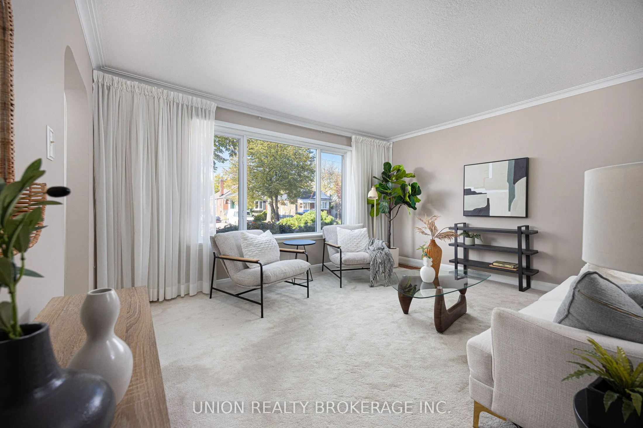 143 Lilian Drive