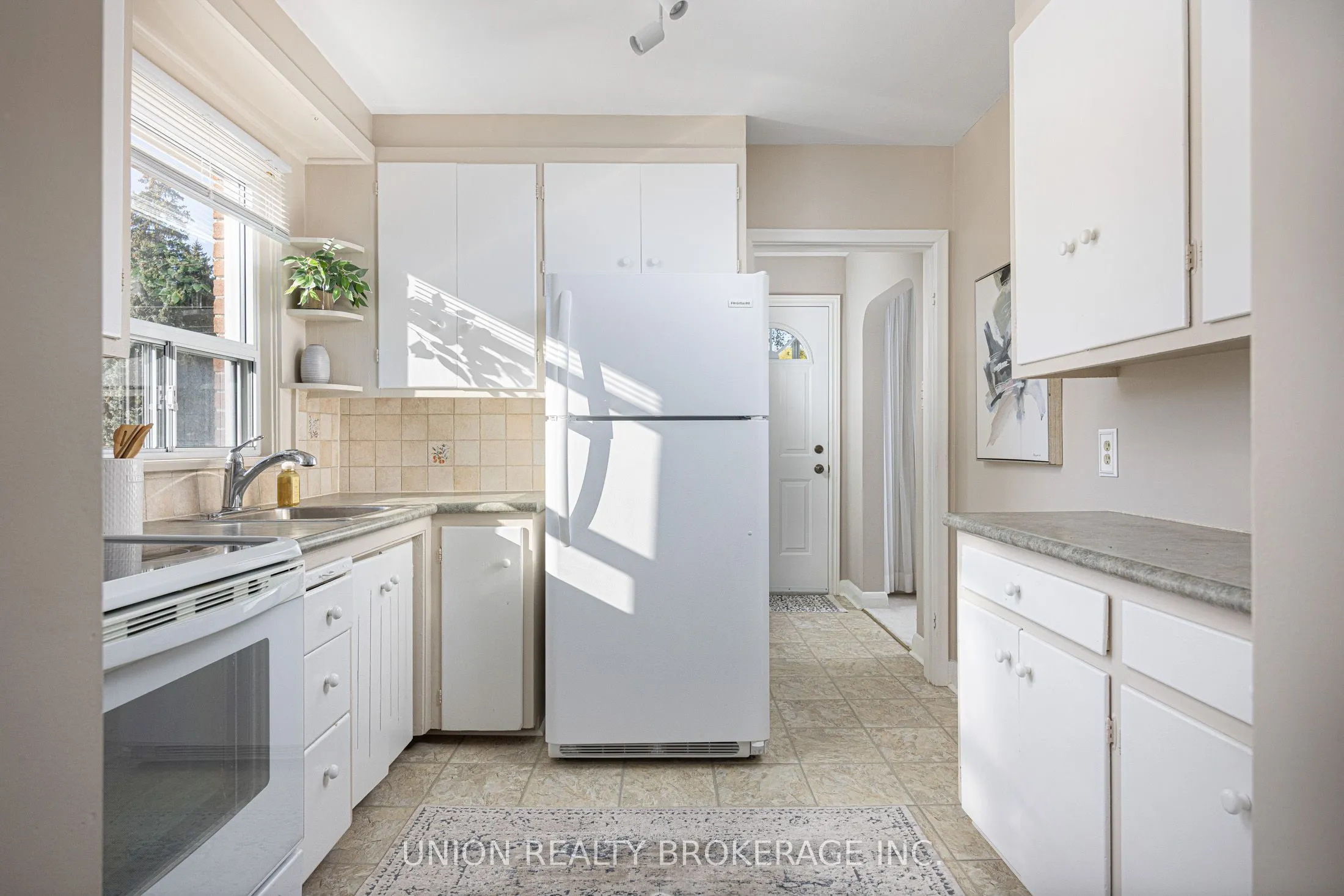 143 Lilian Drive