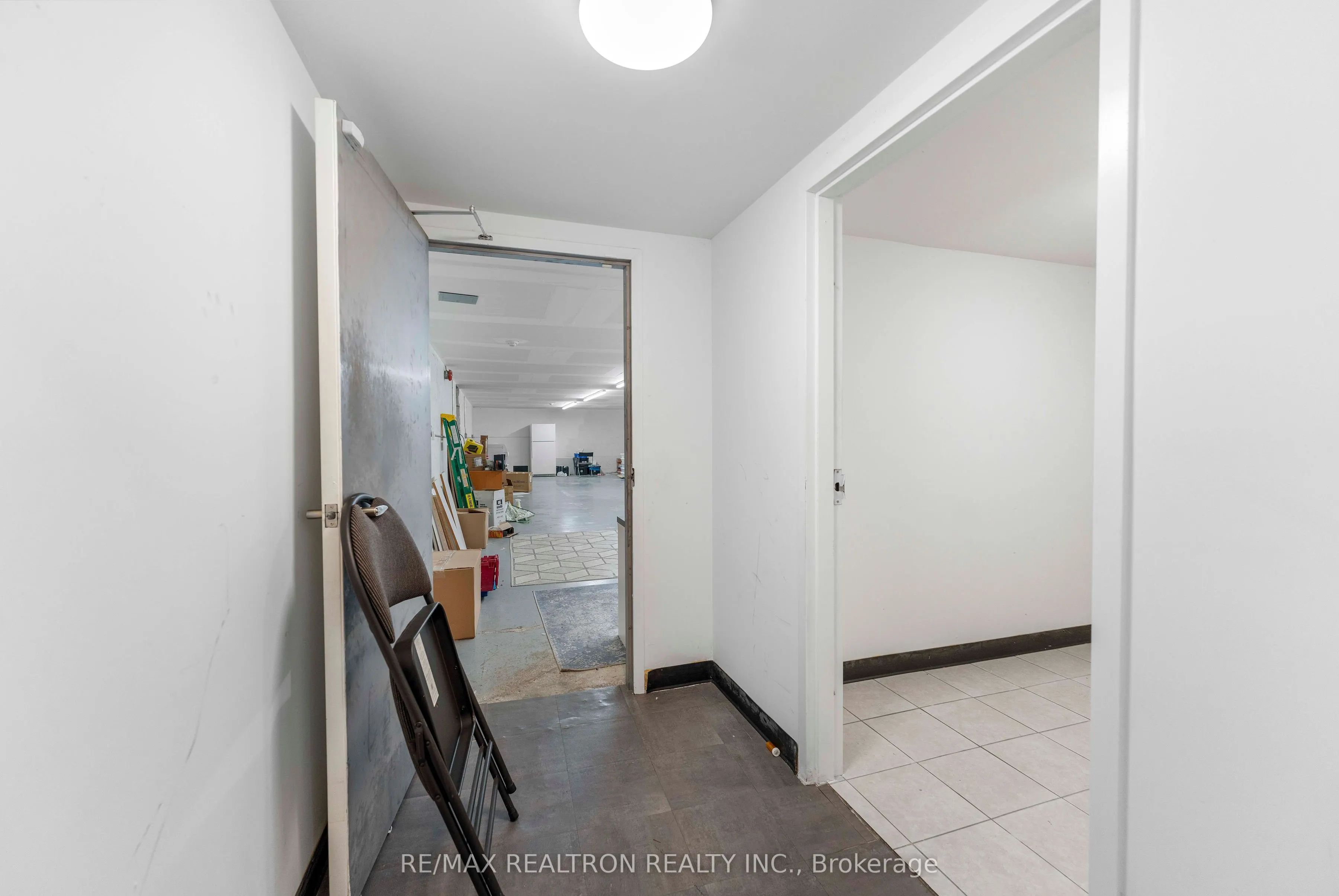 2388 Eglinton Avenue