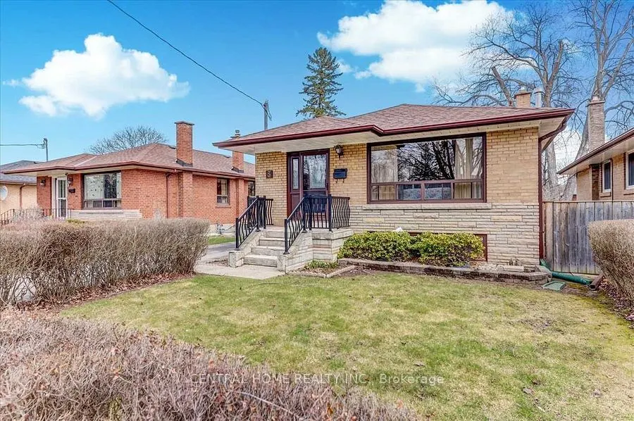 3 Holton Road