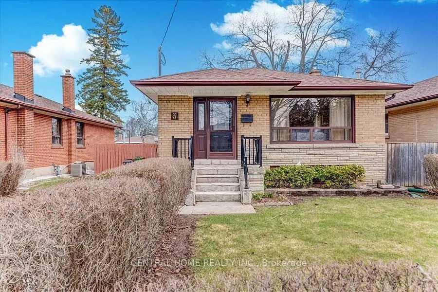 3 Holton Road