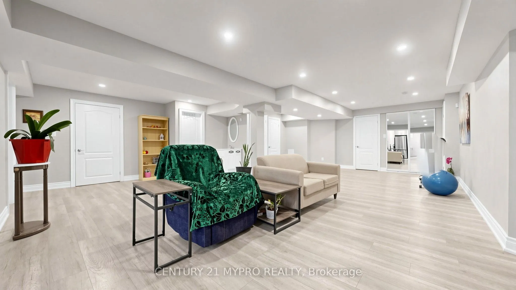 1100 Nugent Court
