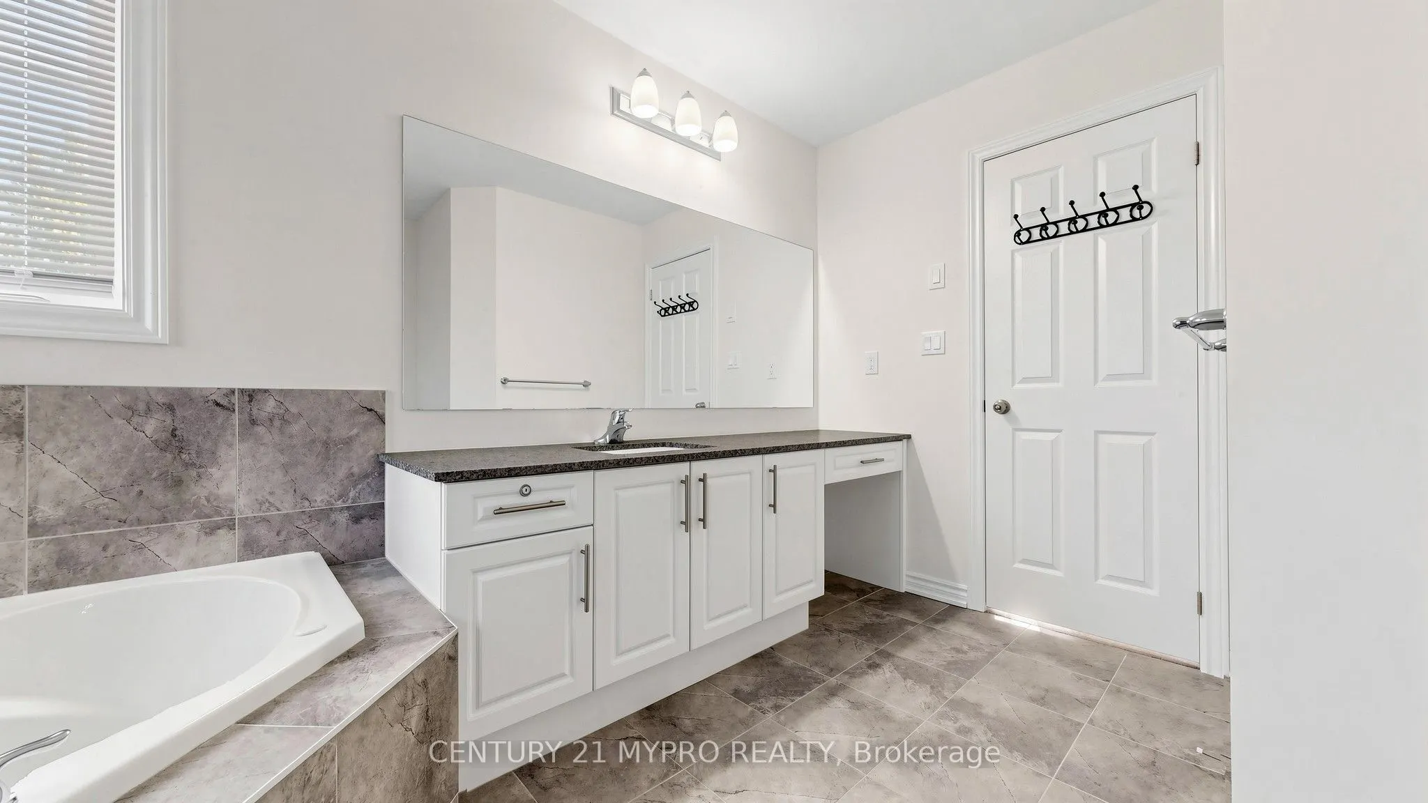 1100 Nugent Court