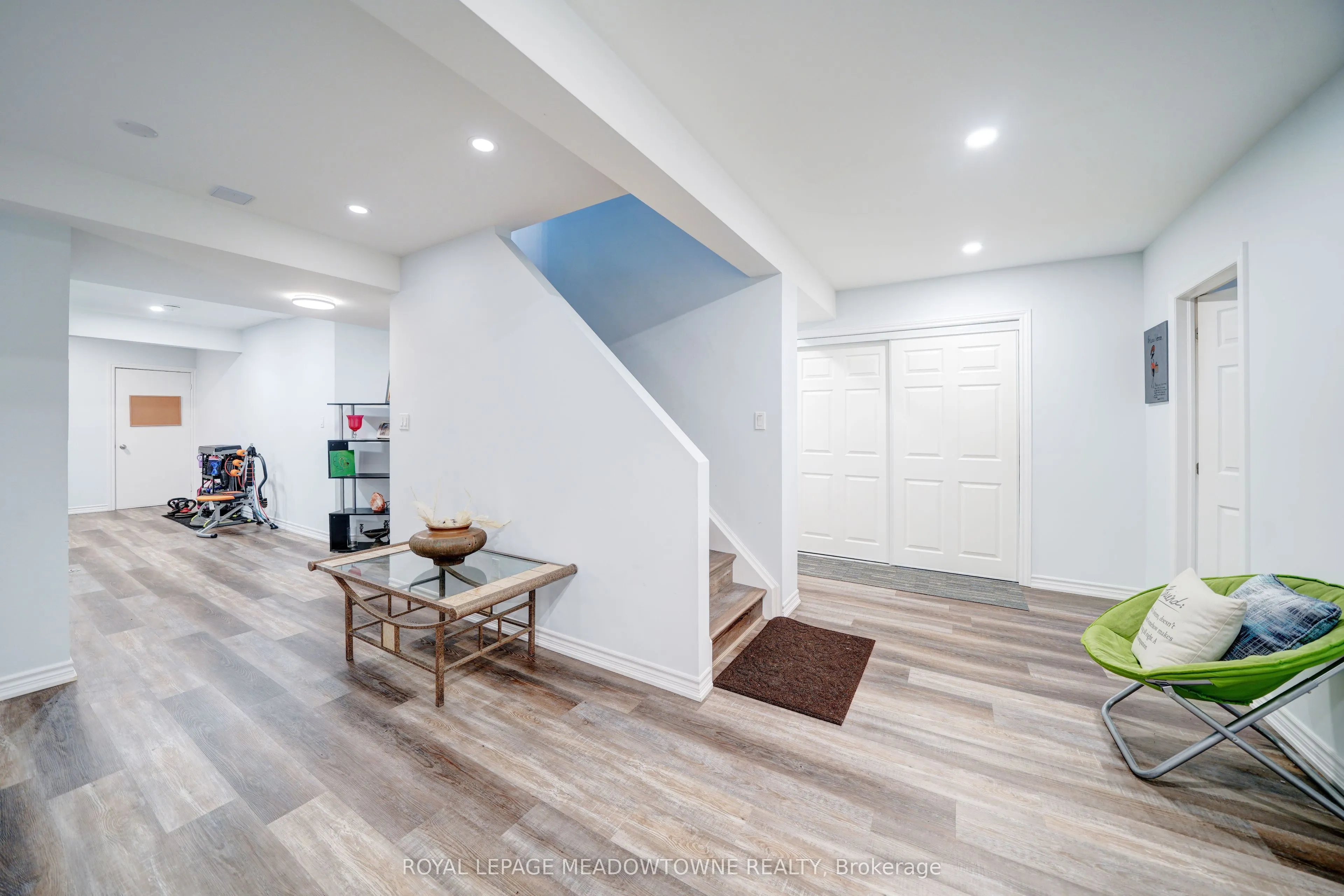 494 Flagstone Court
