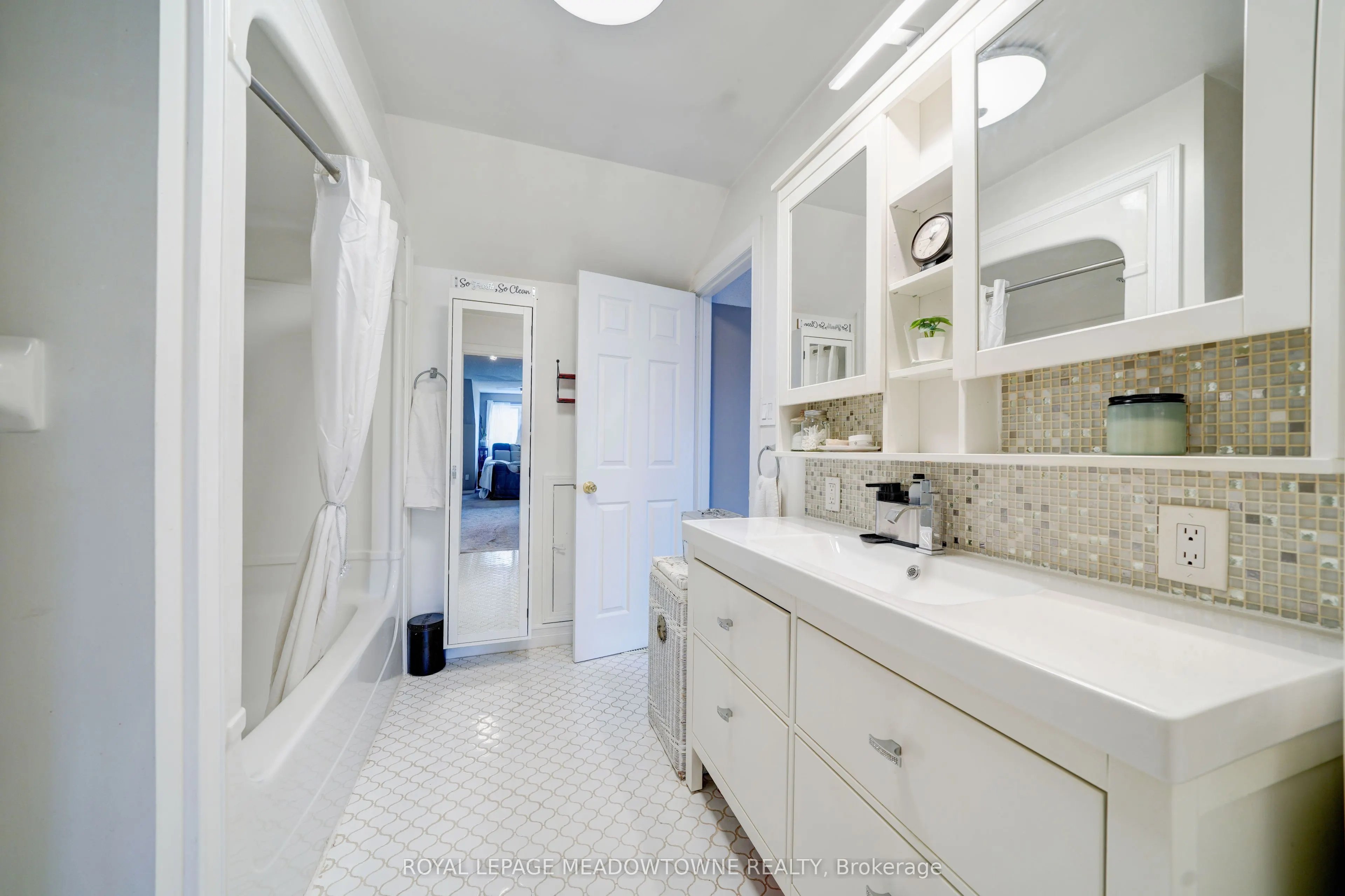 494 Flagstone Court