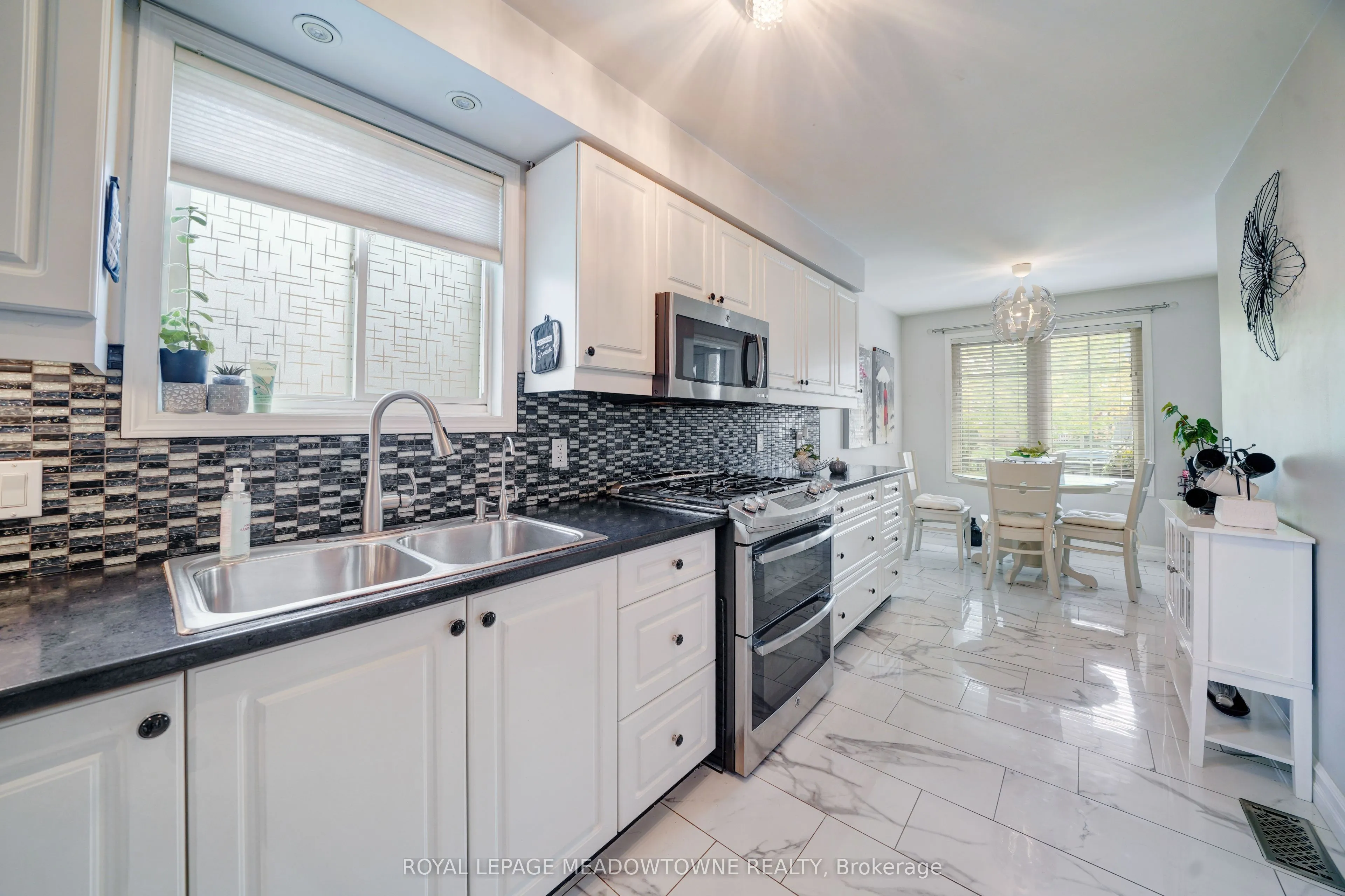 494 Flagstone Court
