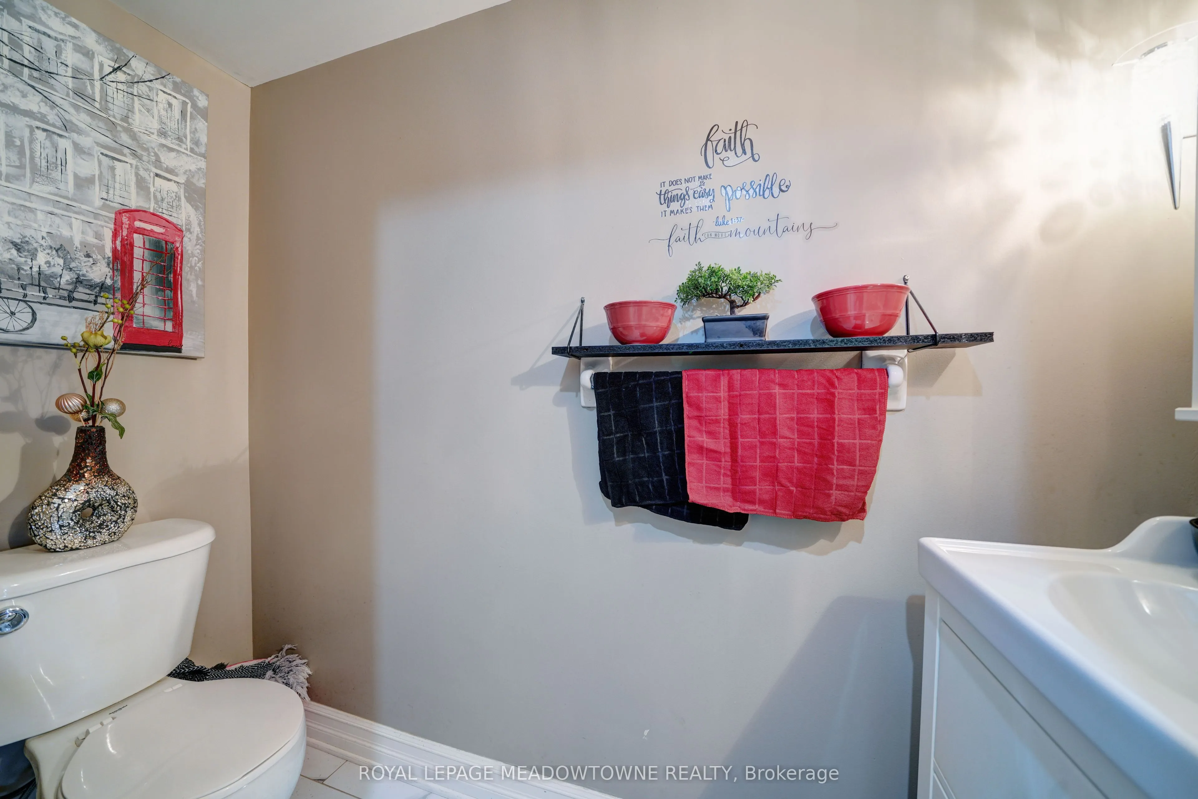 494 Flagstone Court