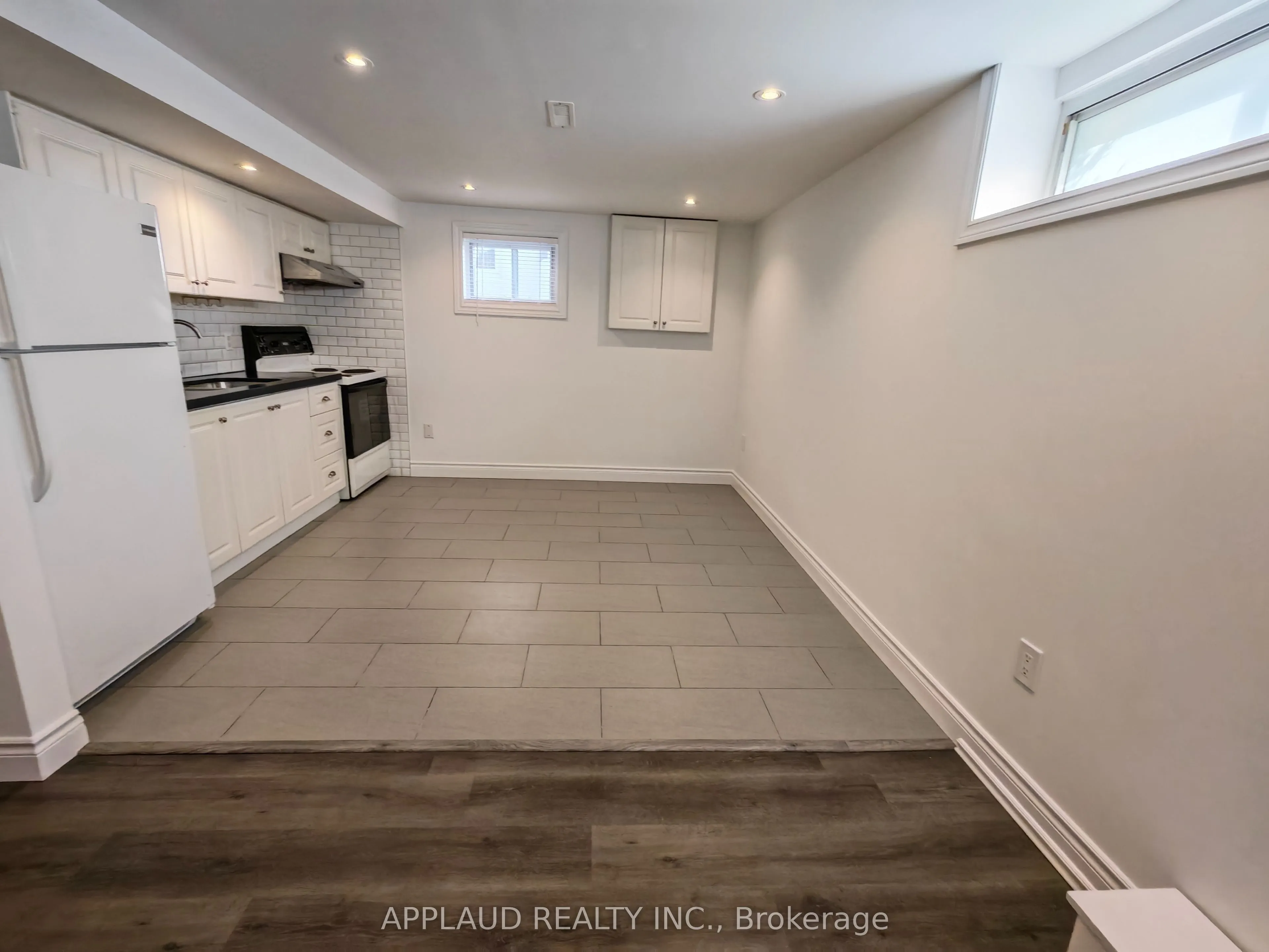 14 Pitfield Road #Lower
