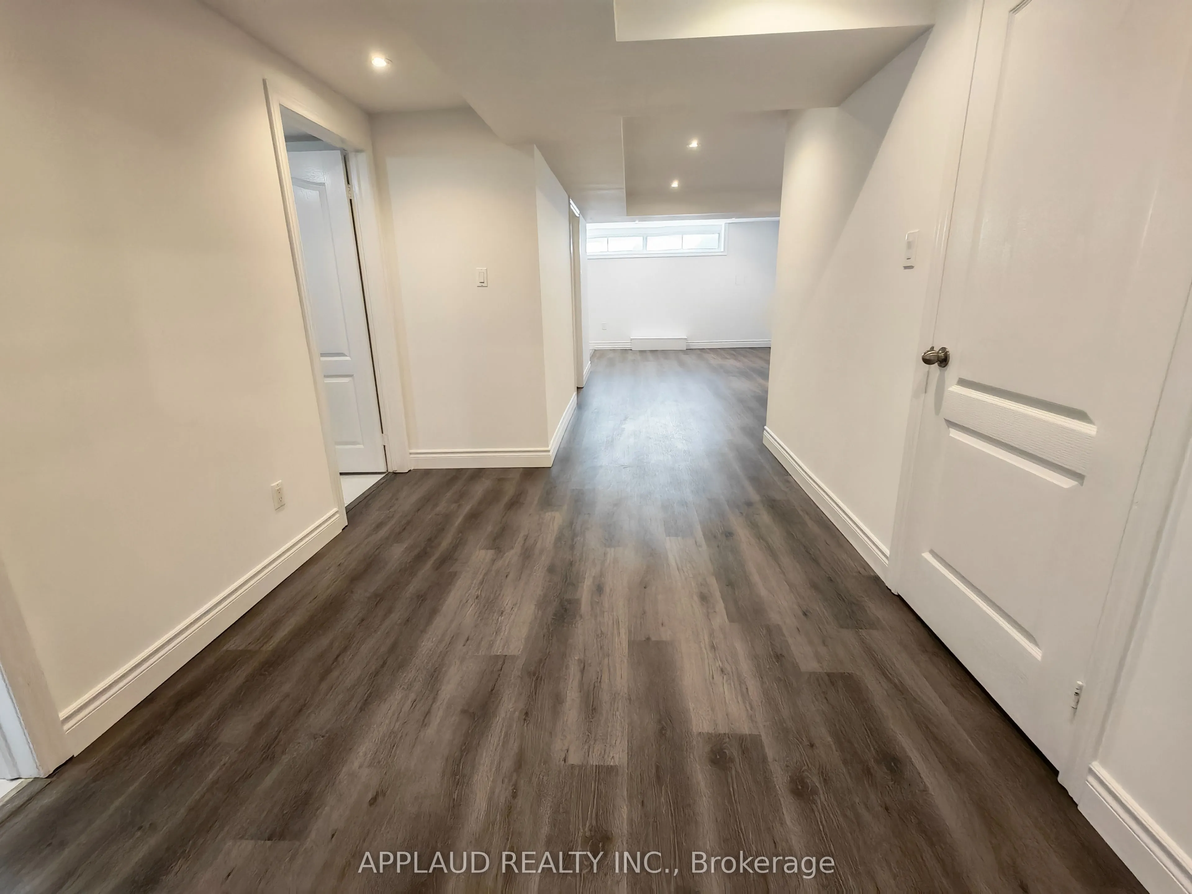 14 Pitfield Road #Lower
