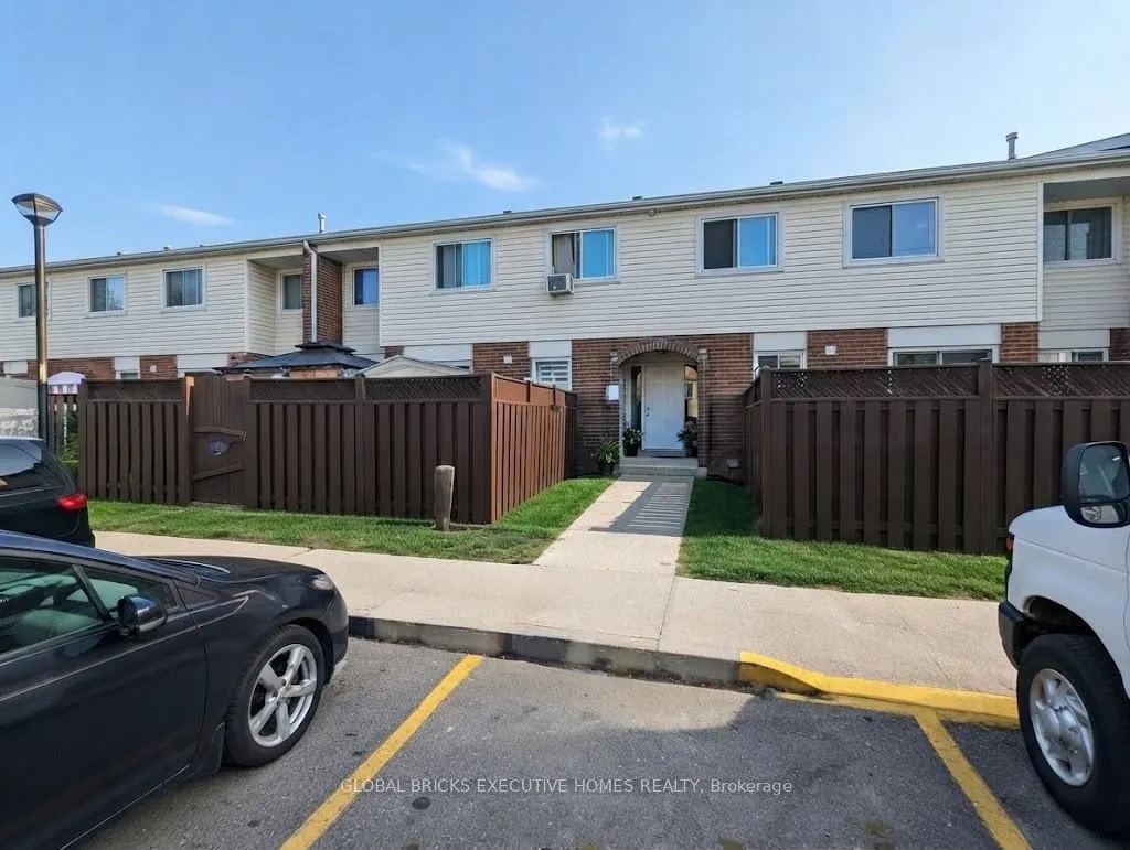 1010 Glen Street #124