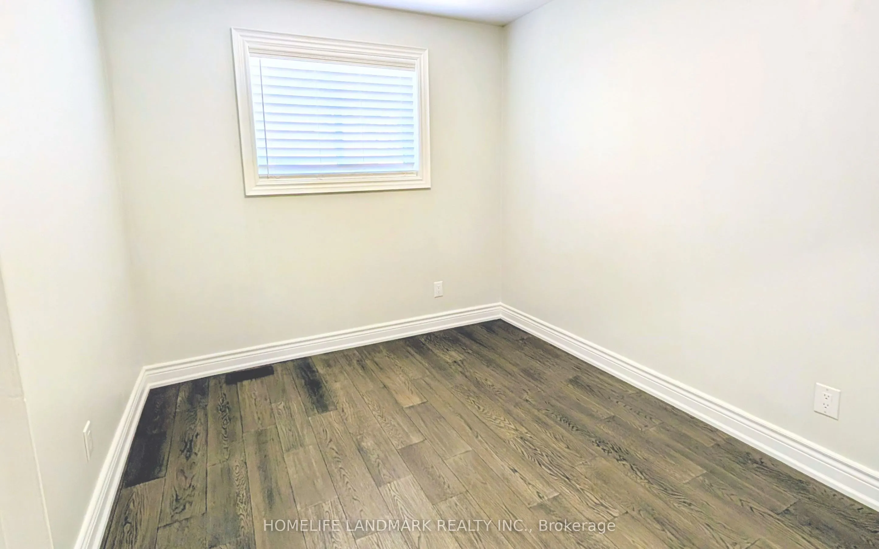 1442 Connery Crescent