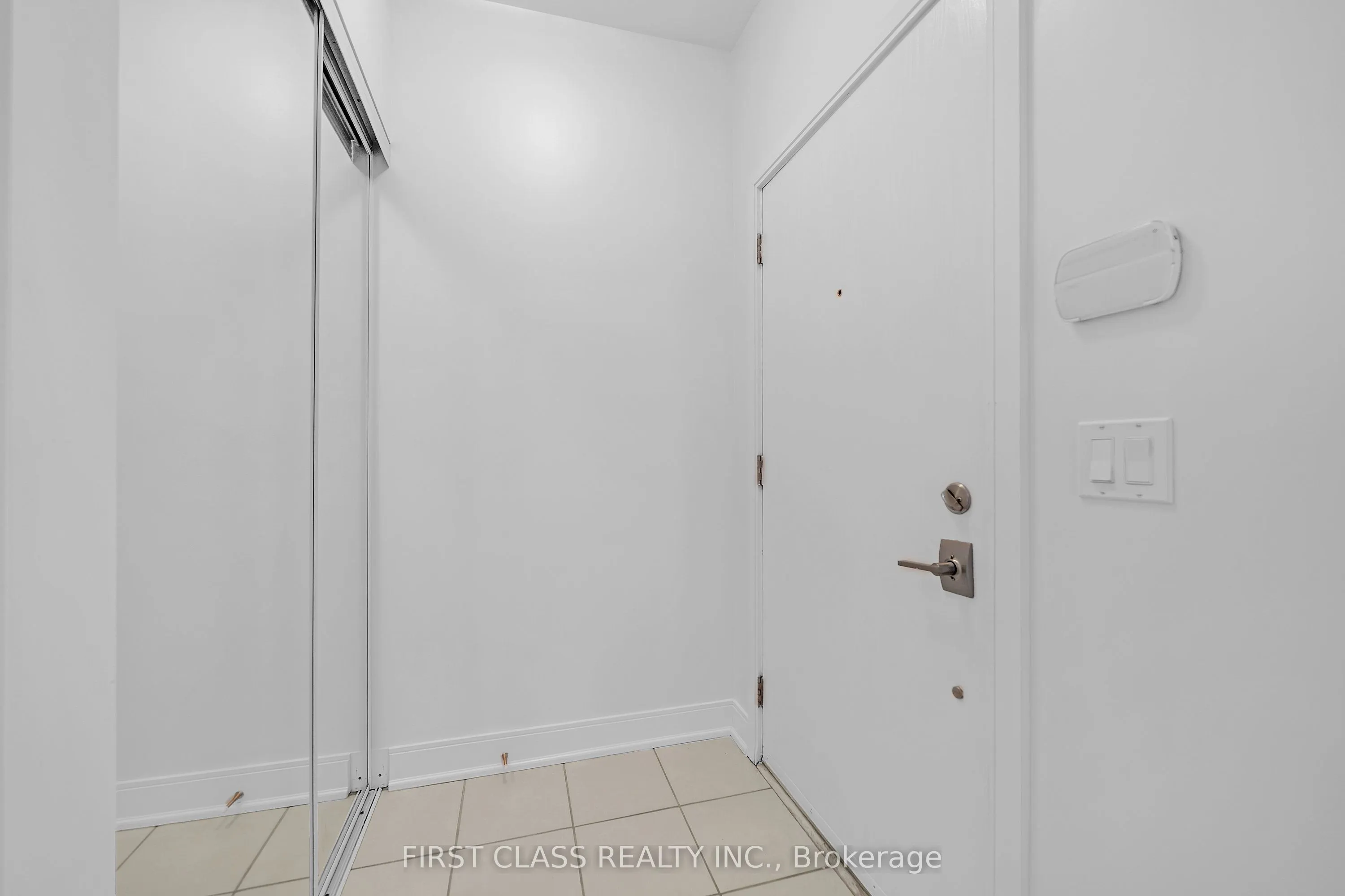 310 Village Green Square #14