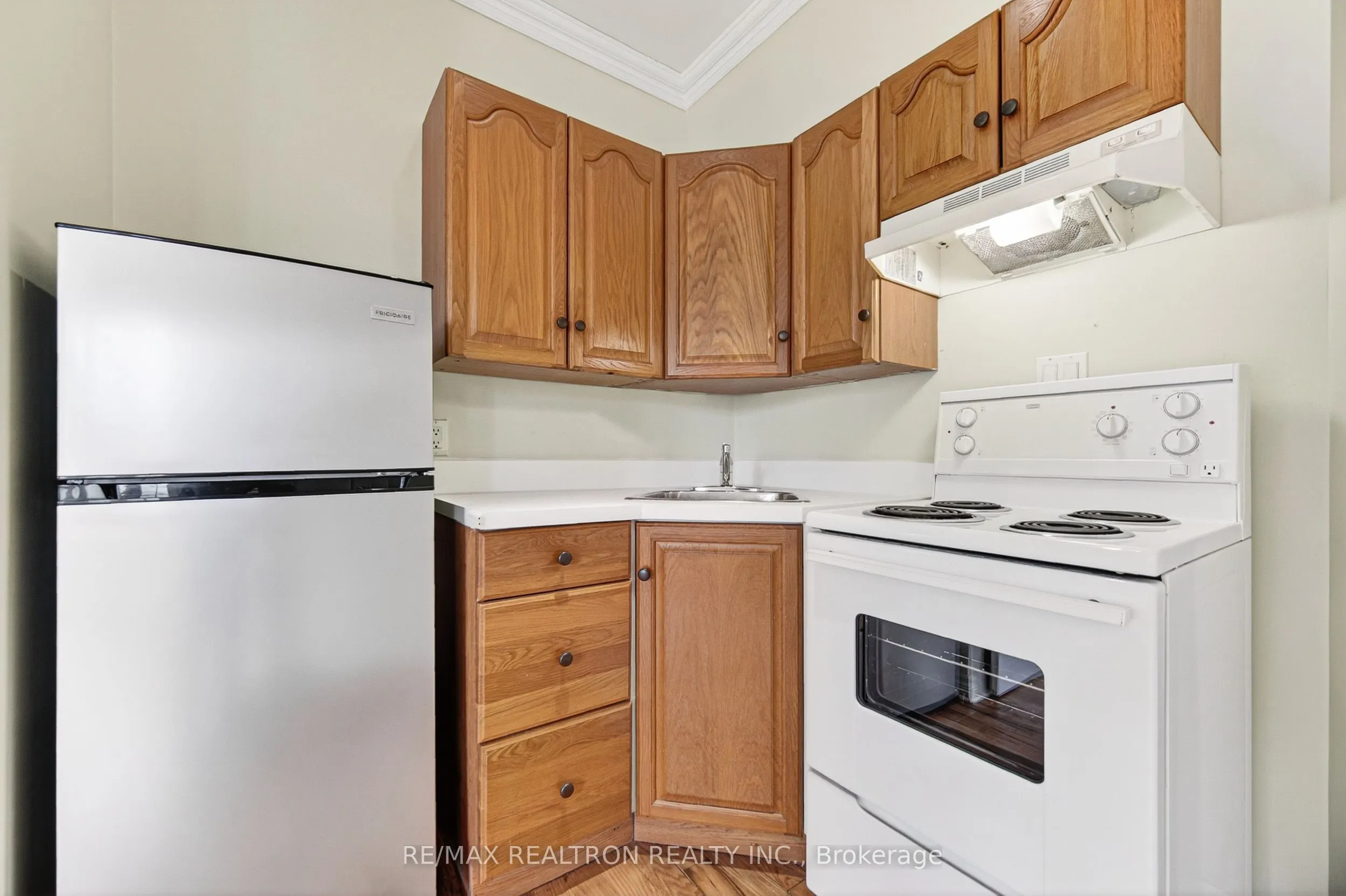 454 Donlands Avenue #A1