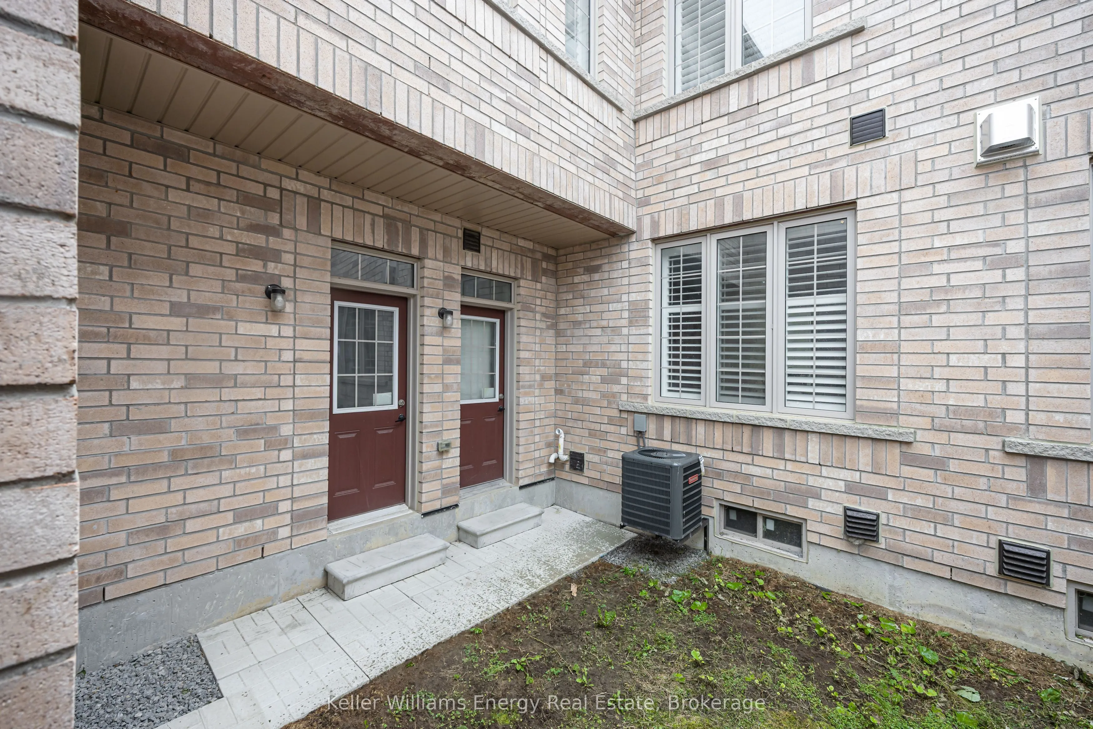165 Coronation Road
