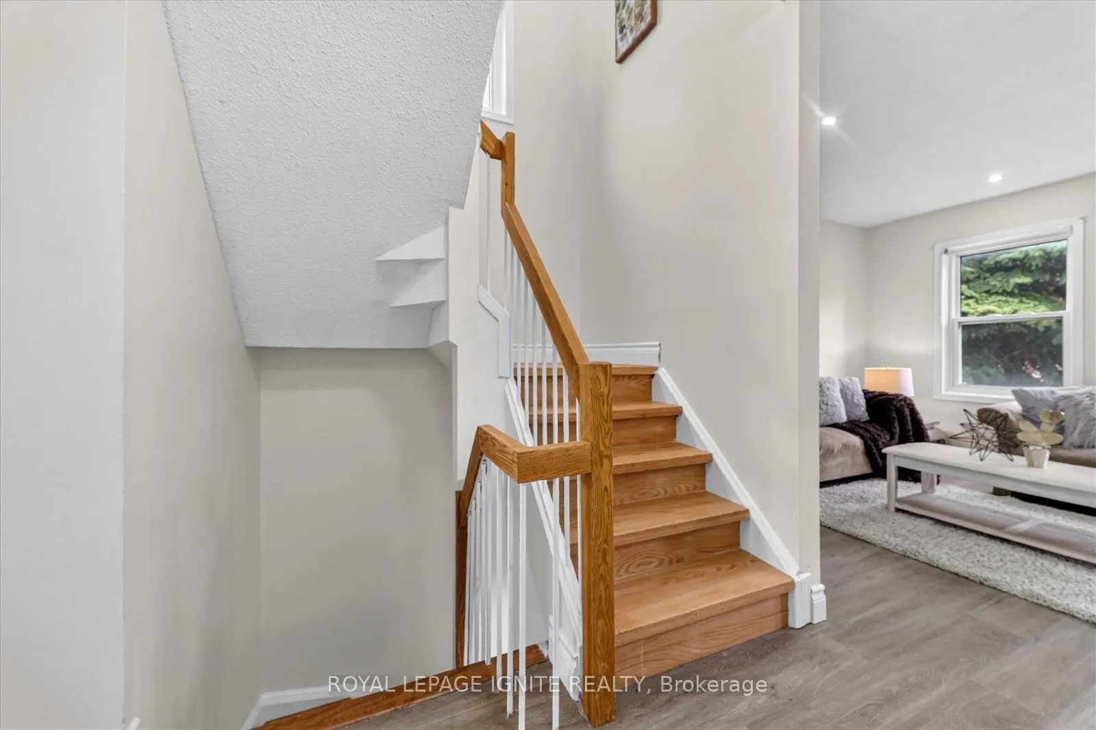 200 Murison Boulevard #33