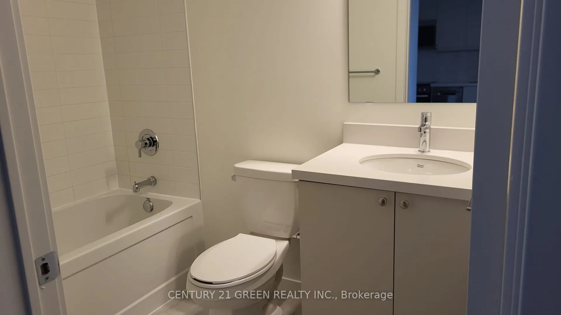 51 Clarington Boulevard #722