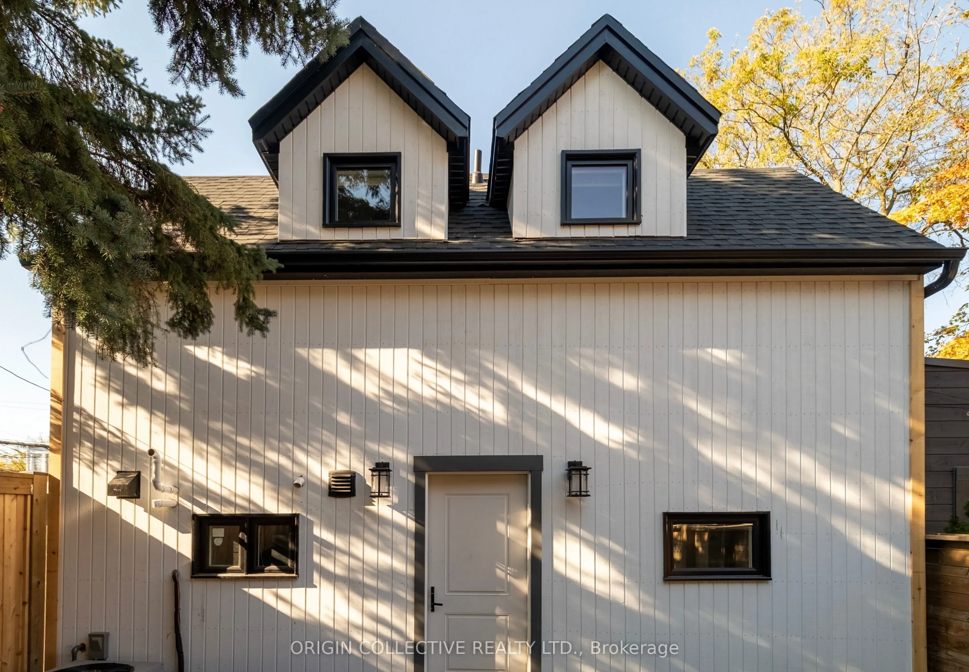 8 Oakdene Crescent