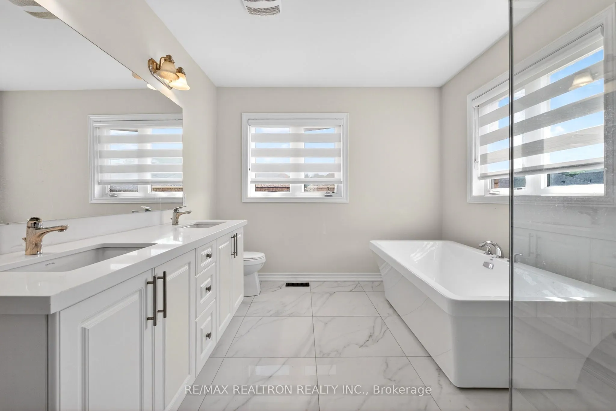 23 Douglas Kemp Crescent