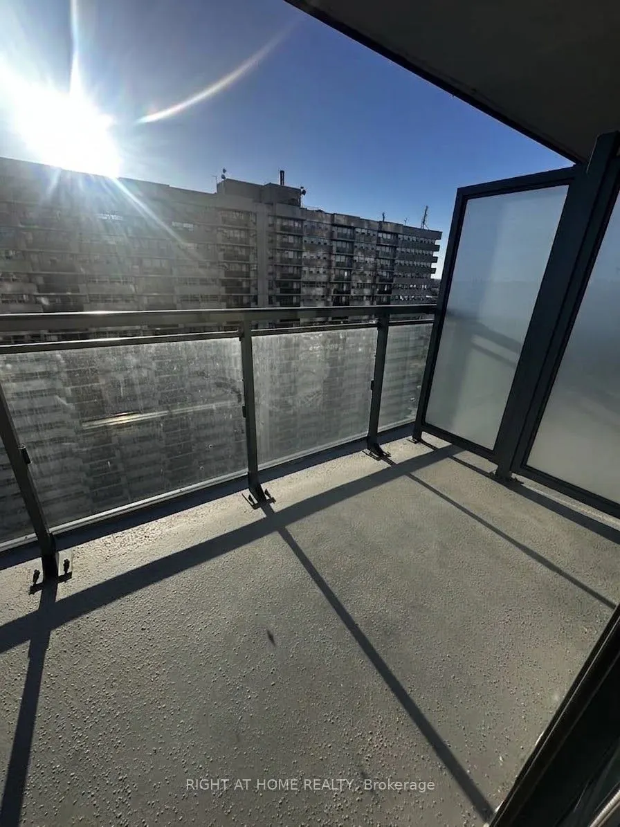 20 Meadowglen Place #1607