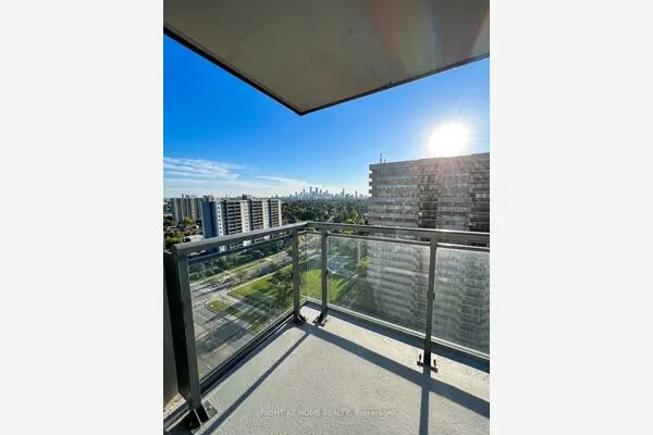 20 Meadowglen Place #1607