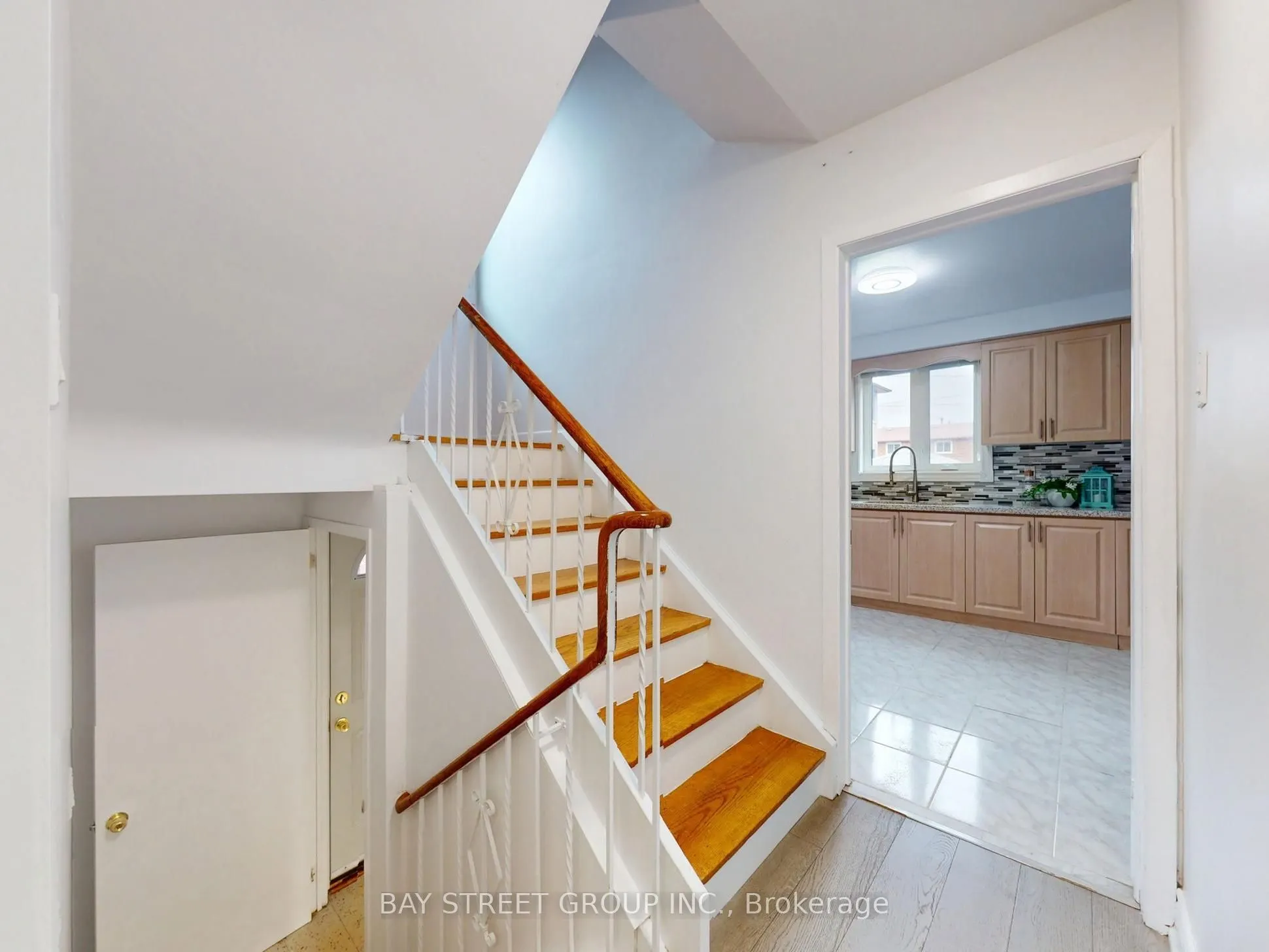 6 Moira Avenue