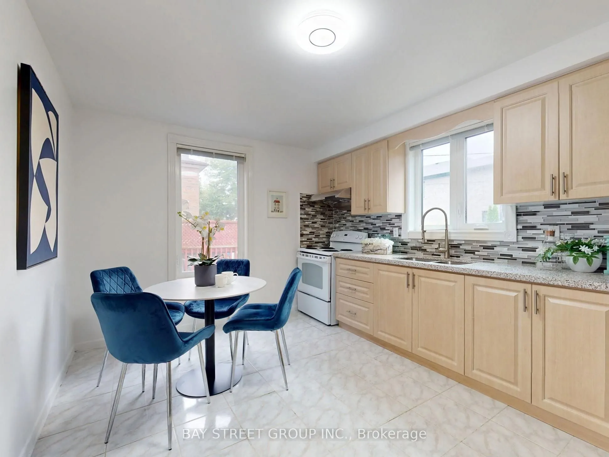 6 Moira Avenue