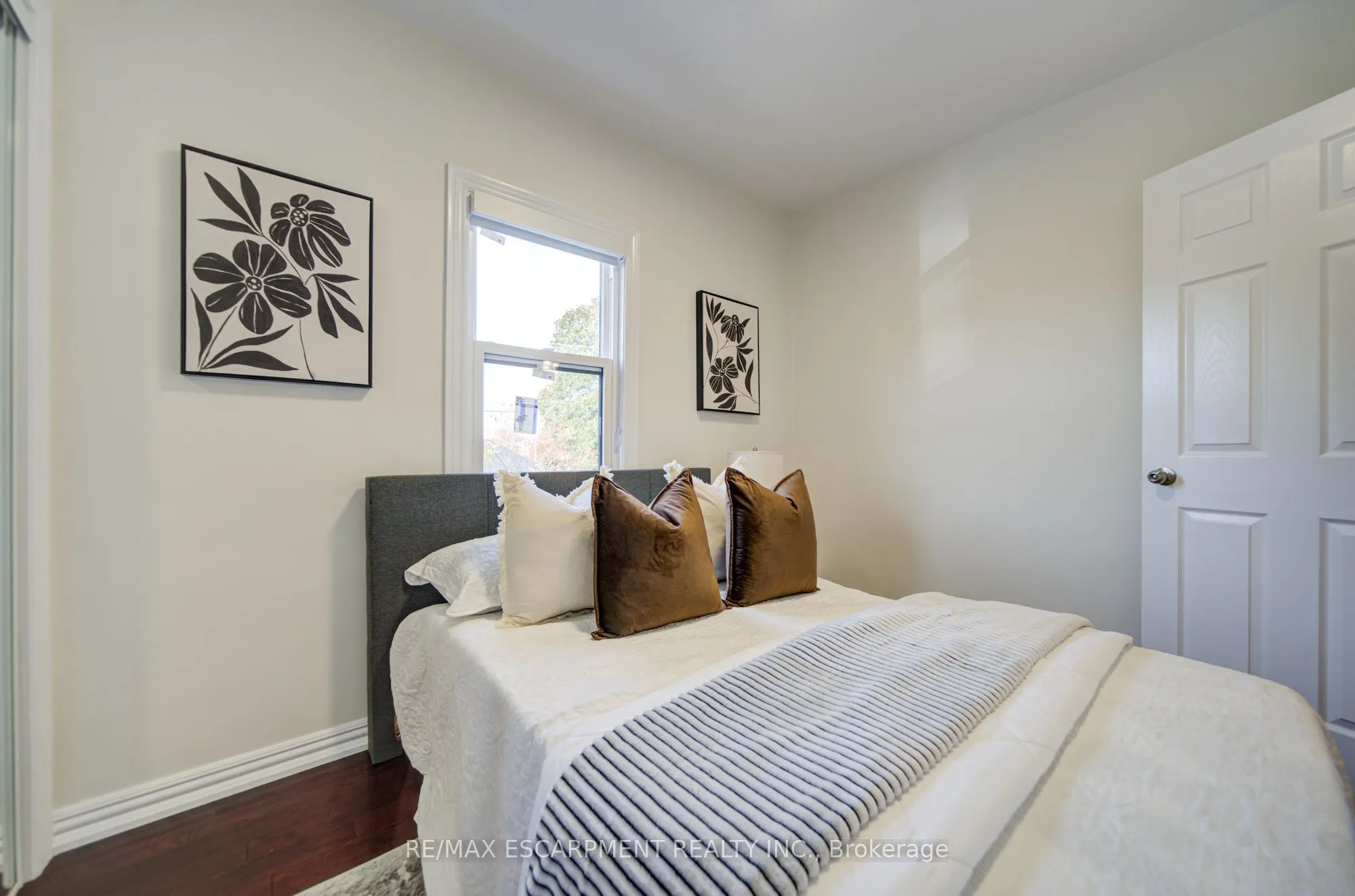 329 Monarch Park Avenue