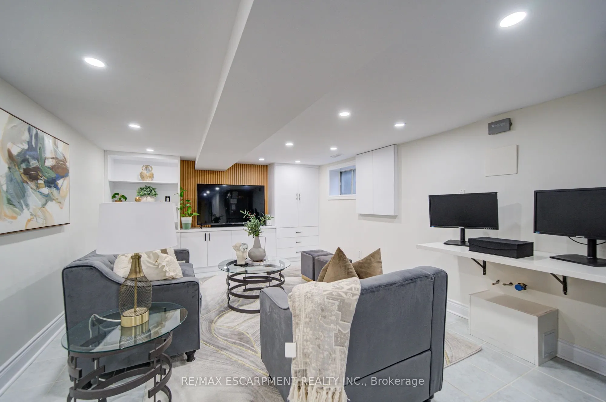 329 Monarch Park Avenue
