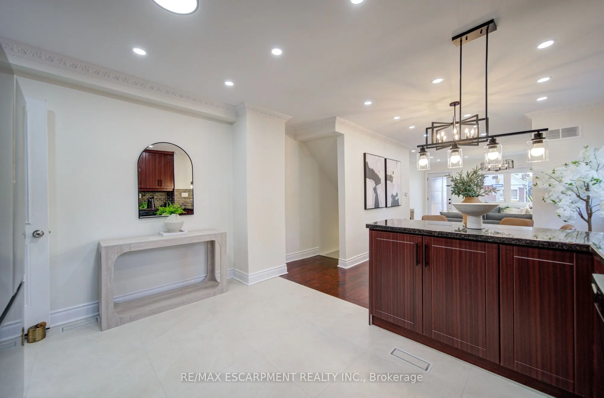329 Monarch Park Avenue