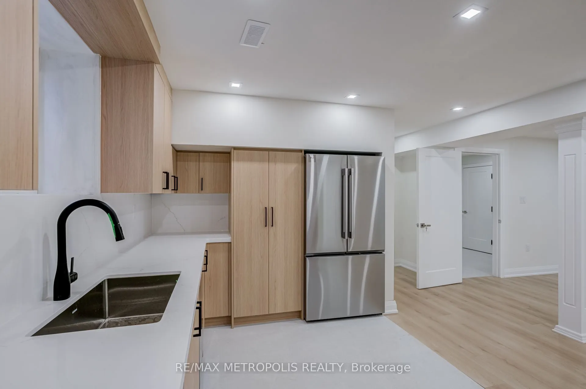 43 Bridgeland Drive #BSMT