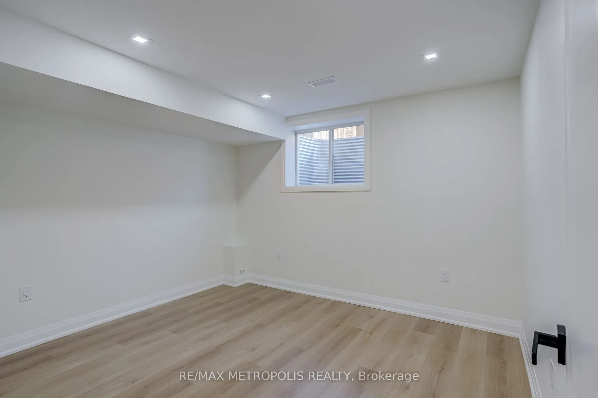 43 Bridgeland Drive #BSMT
