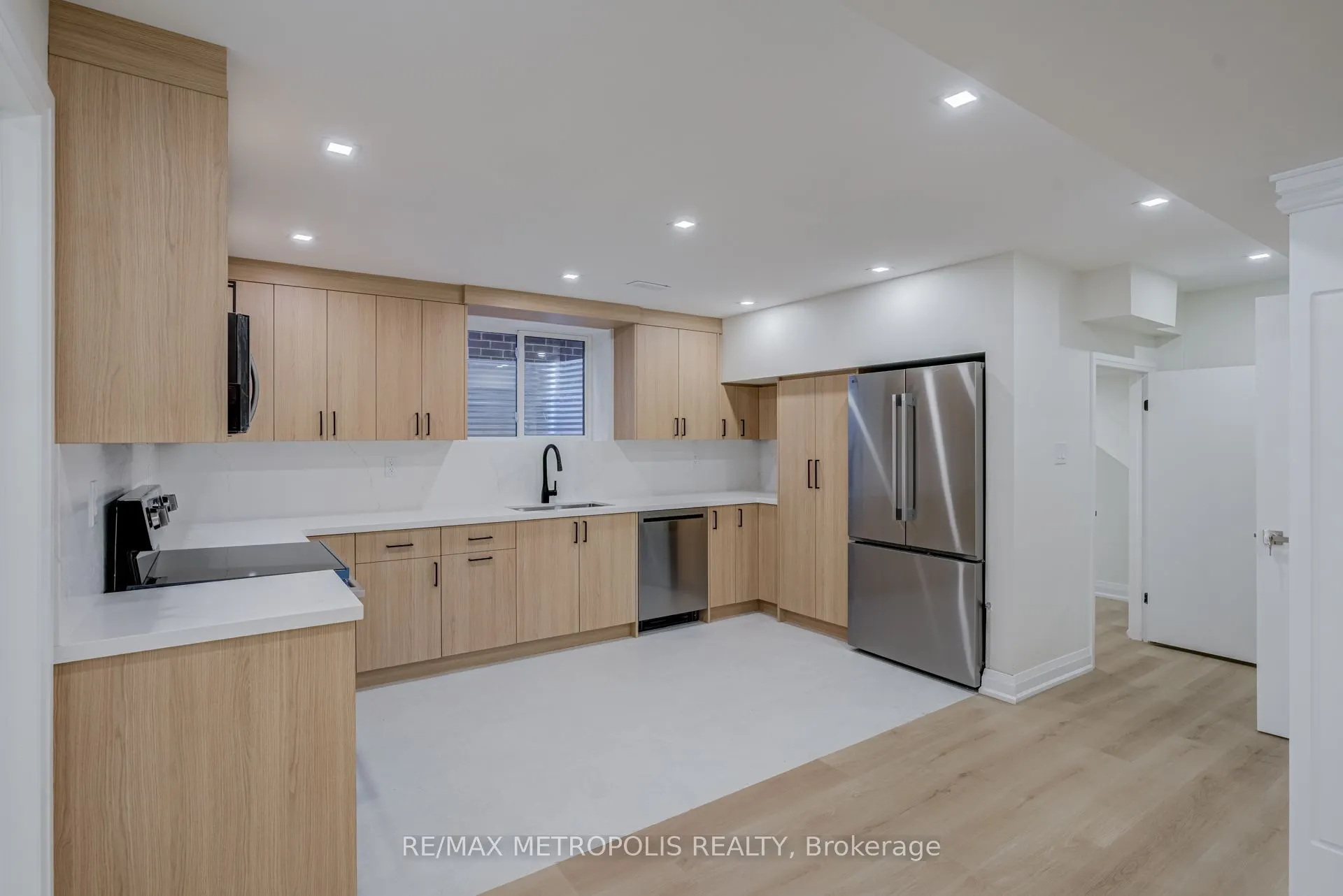 43 Bridgeland Drive #BSMT