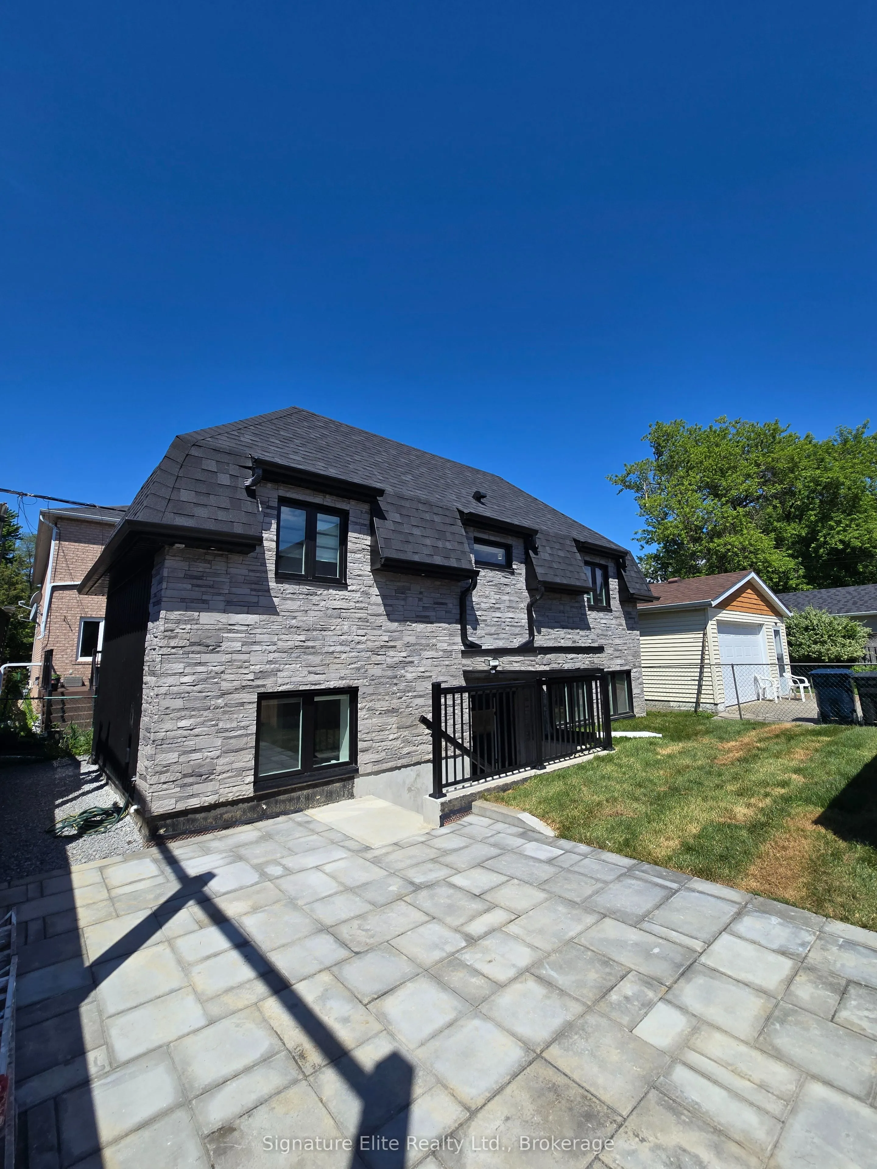 46 Pitt Avenue #Garden Suite